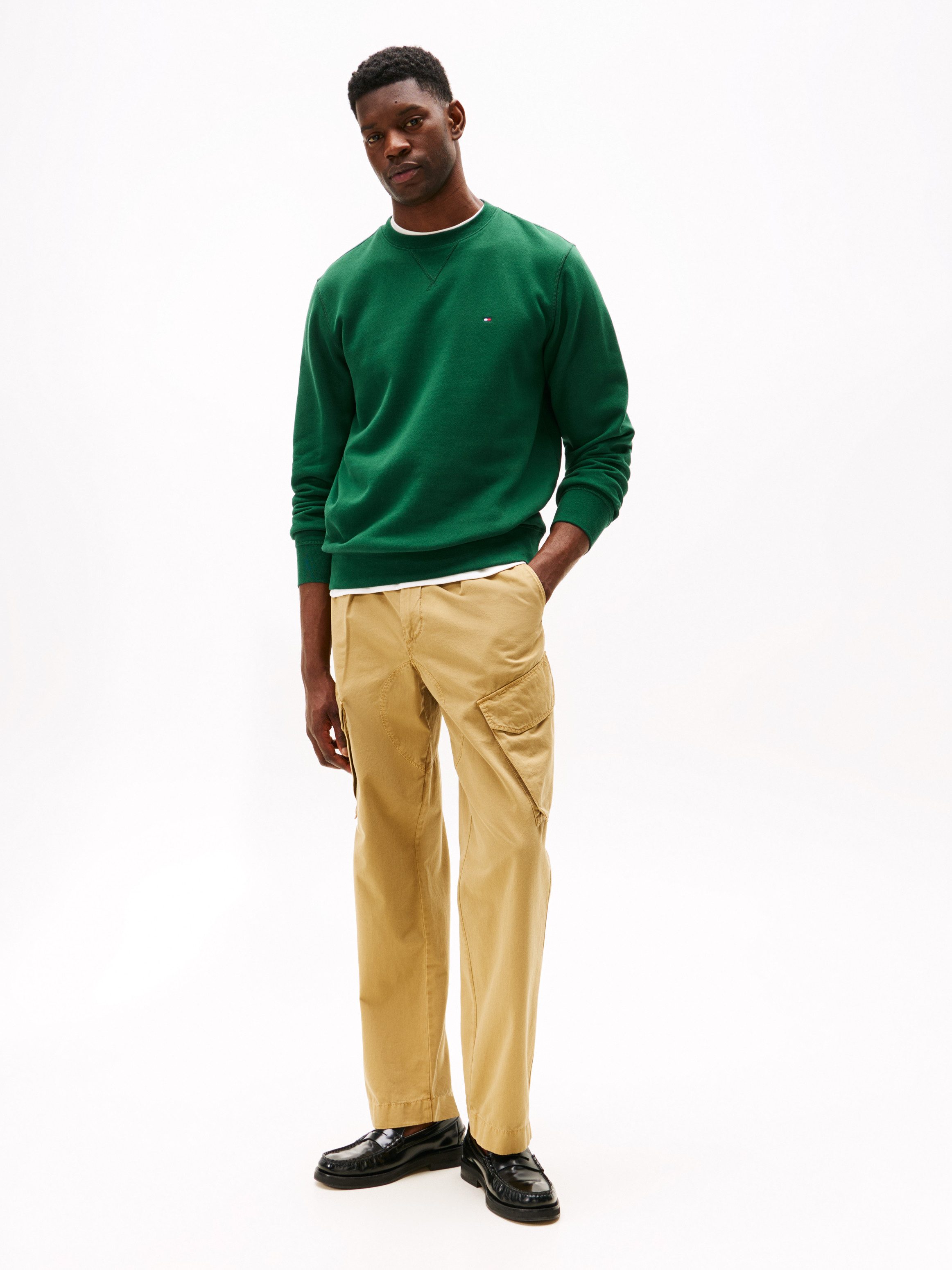 Tommy Hilfiger Sweatshirt ESS SEASONAL FLEECE CREWNECK met ronde hals en borduursel