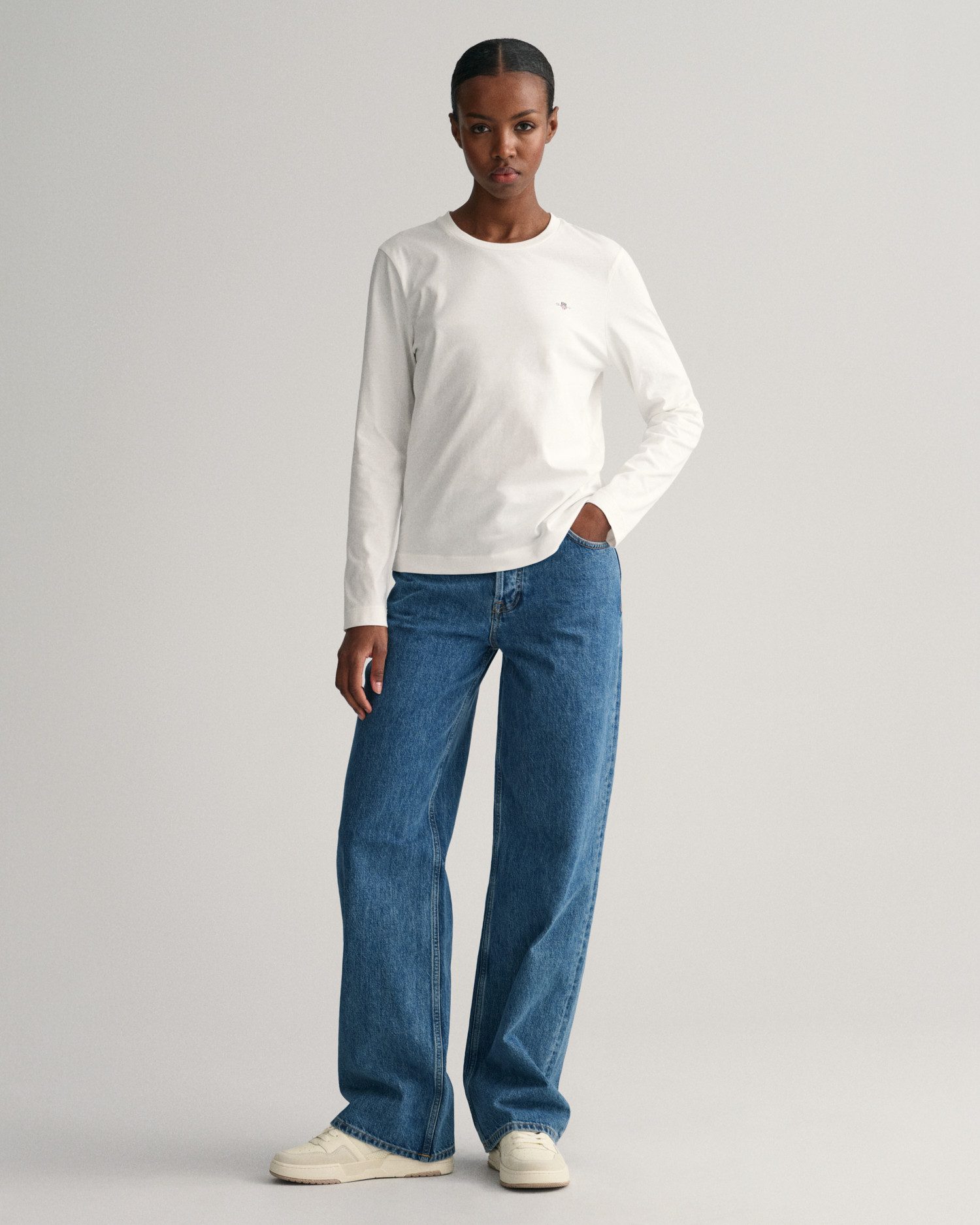 Gant Shirt met lange mouwen REG SHIELD LS T-SHIRT klein logoborduursel op borsthoogte