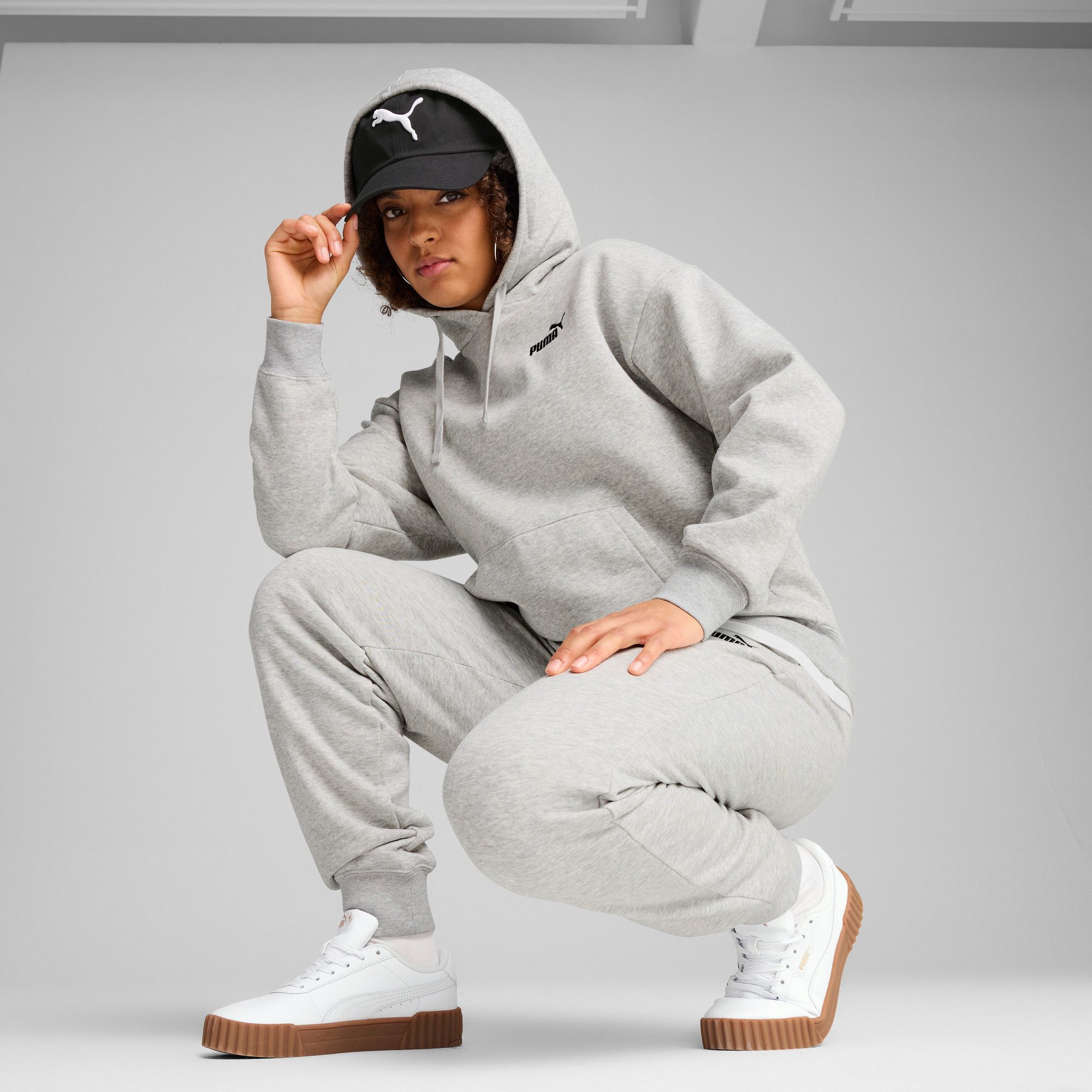 PUMA Trainingsbroek ESS SMALL NO. 1 LOGO COMFORT HIGH-WAIST SWEATPANTS TR CL