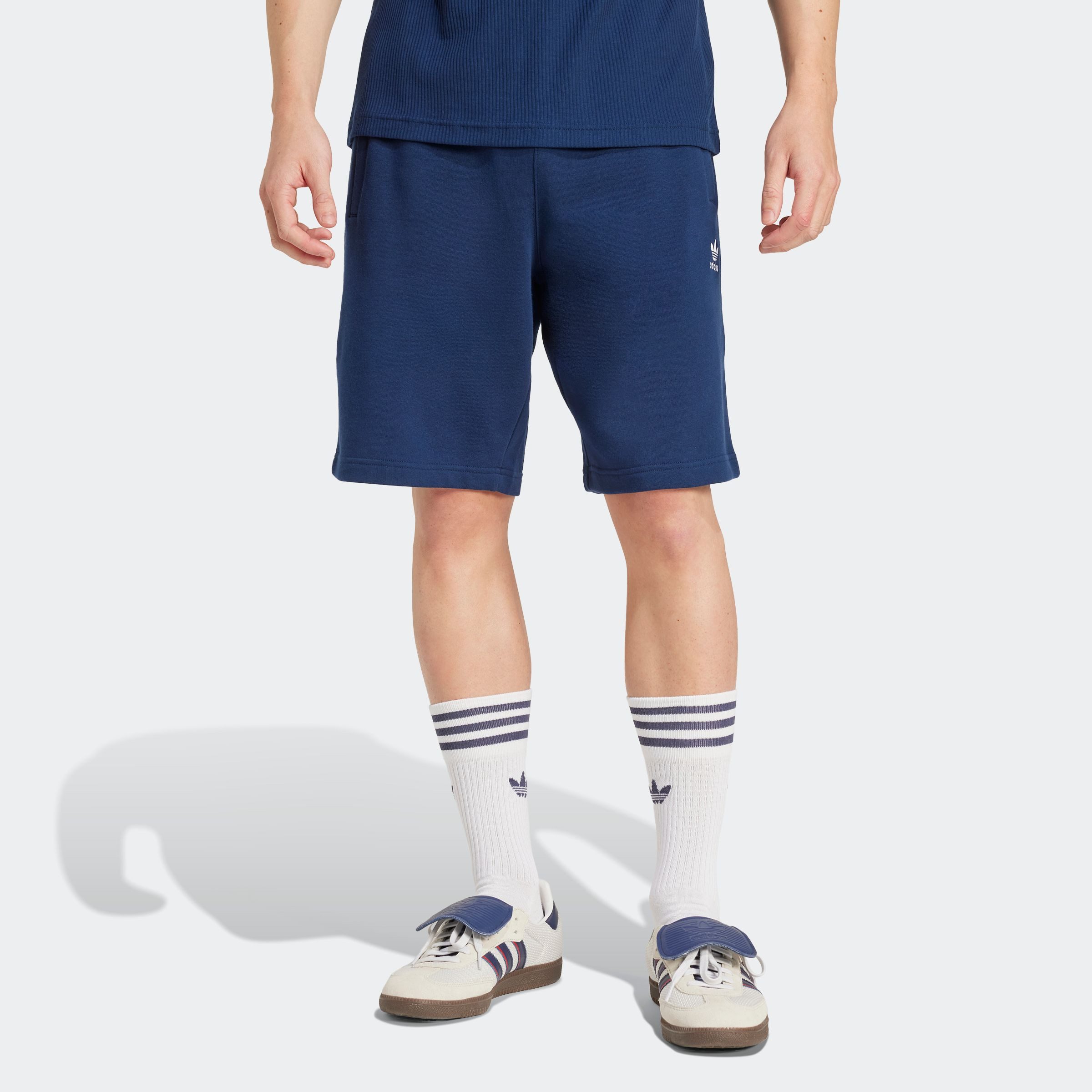 adidas Originals Short ESS SHO Essentiële sweat shorts met logo, van zacht french terry materiaal (1-delig)
