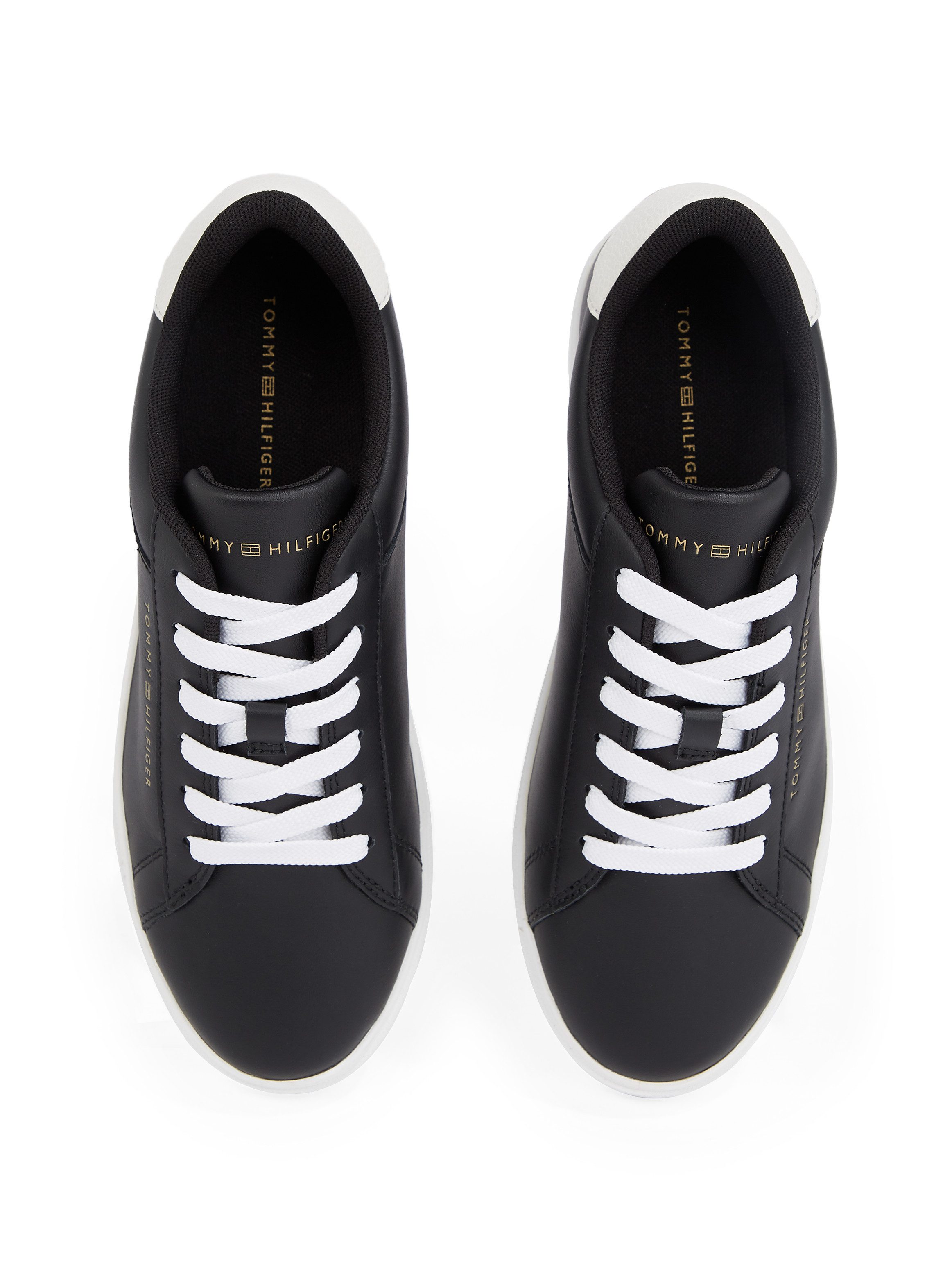 Tommy Hilfiger Plateausneakers ESSENTIAL COURT SNEAKER , vrijetijdsschoen, lage schoen, veterschoen met logo-opdruk