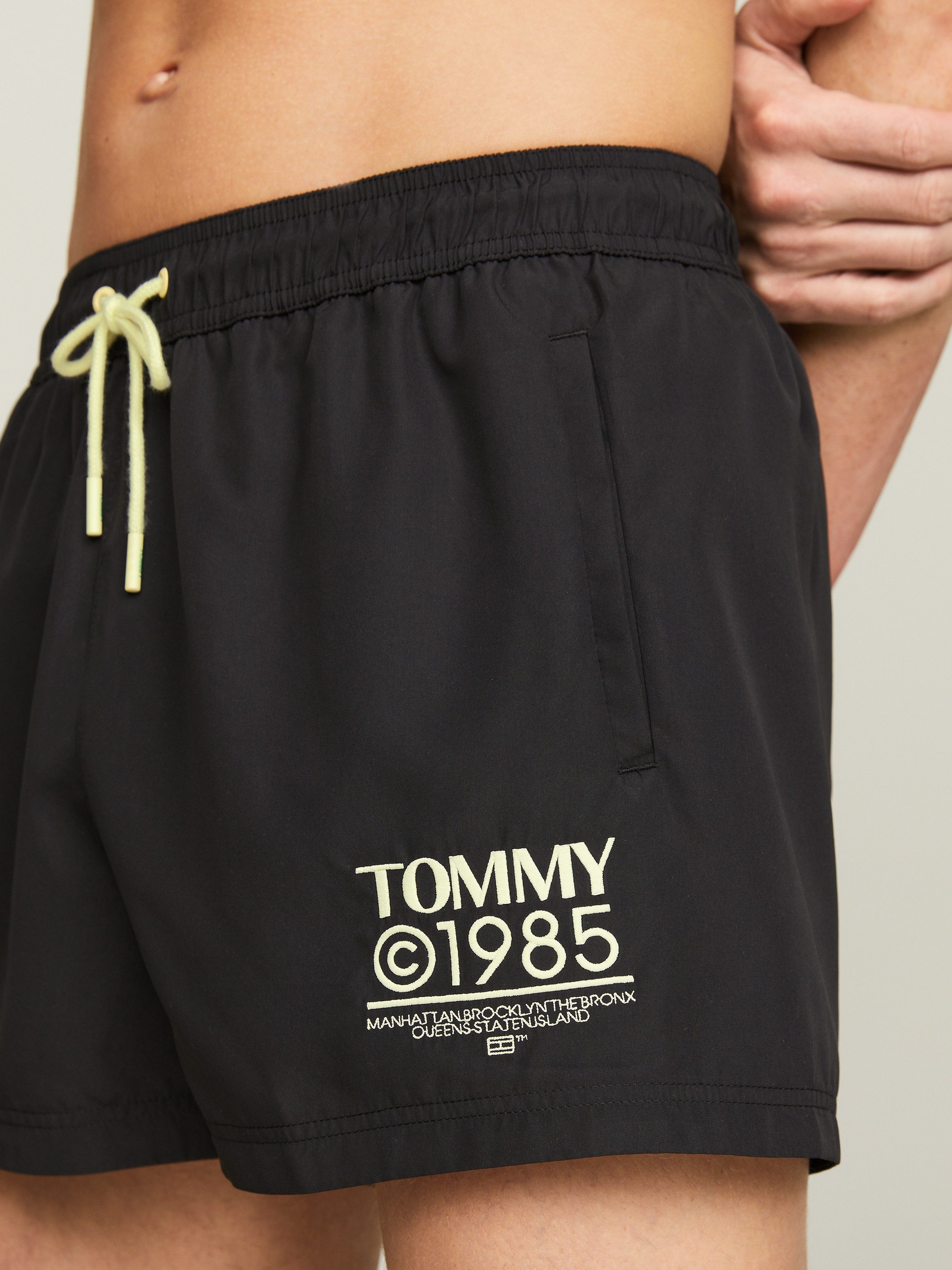 Tommy Hilfiger Swimwear Zwemshort SF SHORT DRAWSTRING met iconische logo-inscriptie