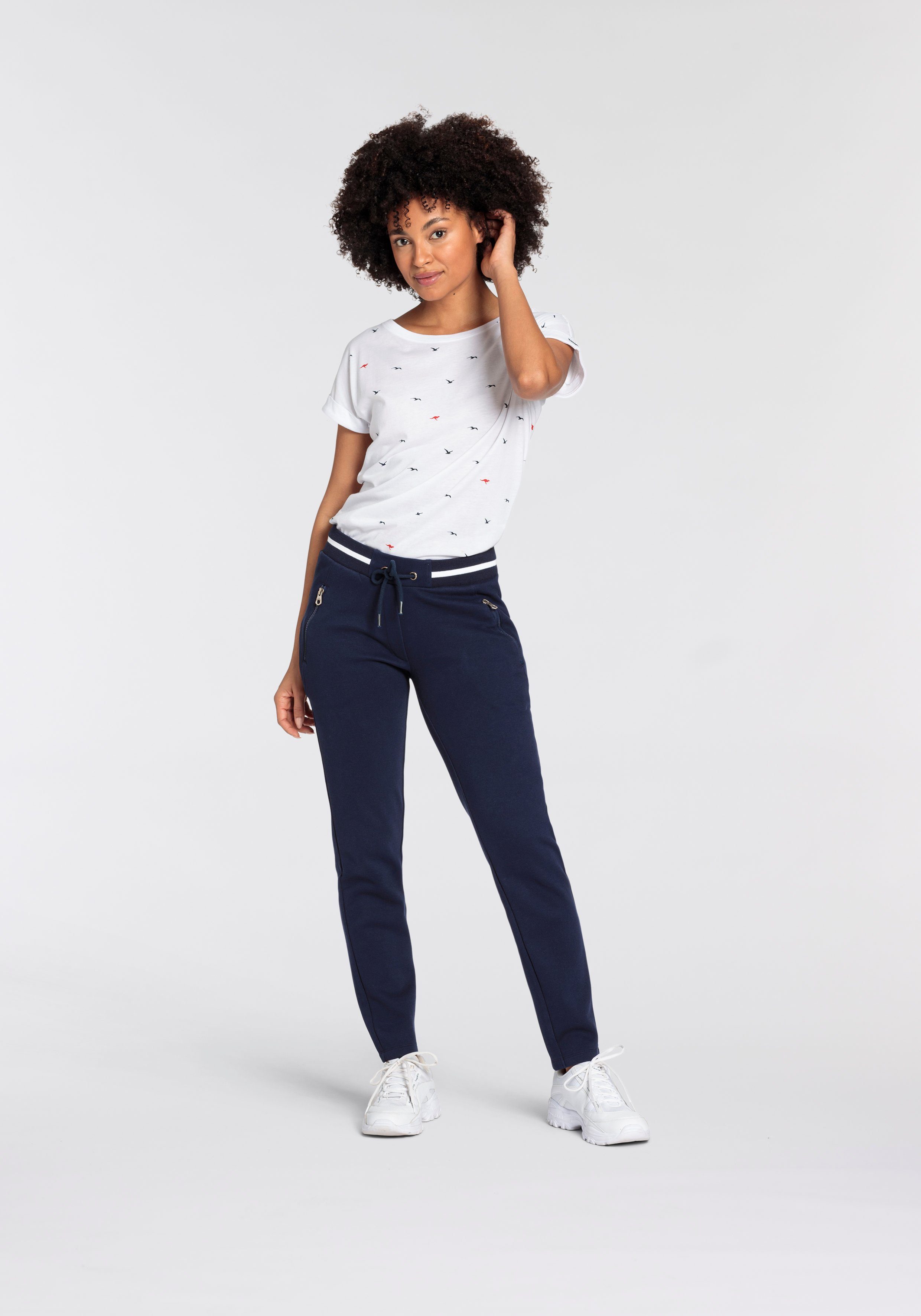 KangaROOS Jerseybroek met piqué-structuur en streepdetail
