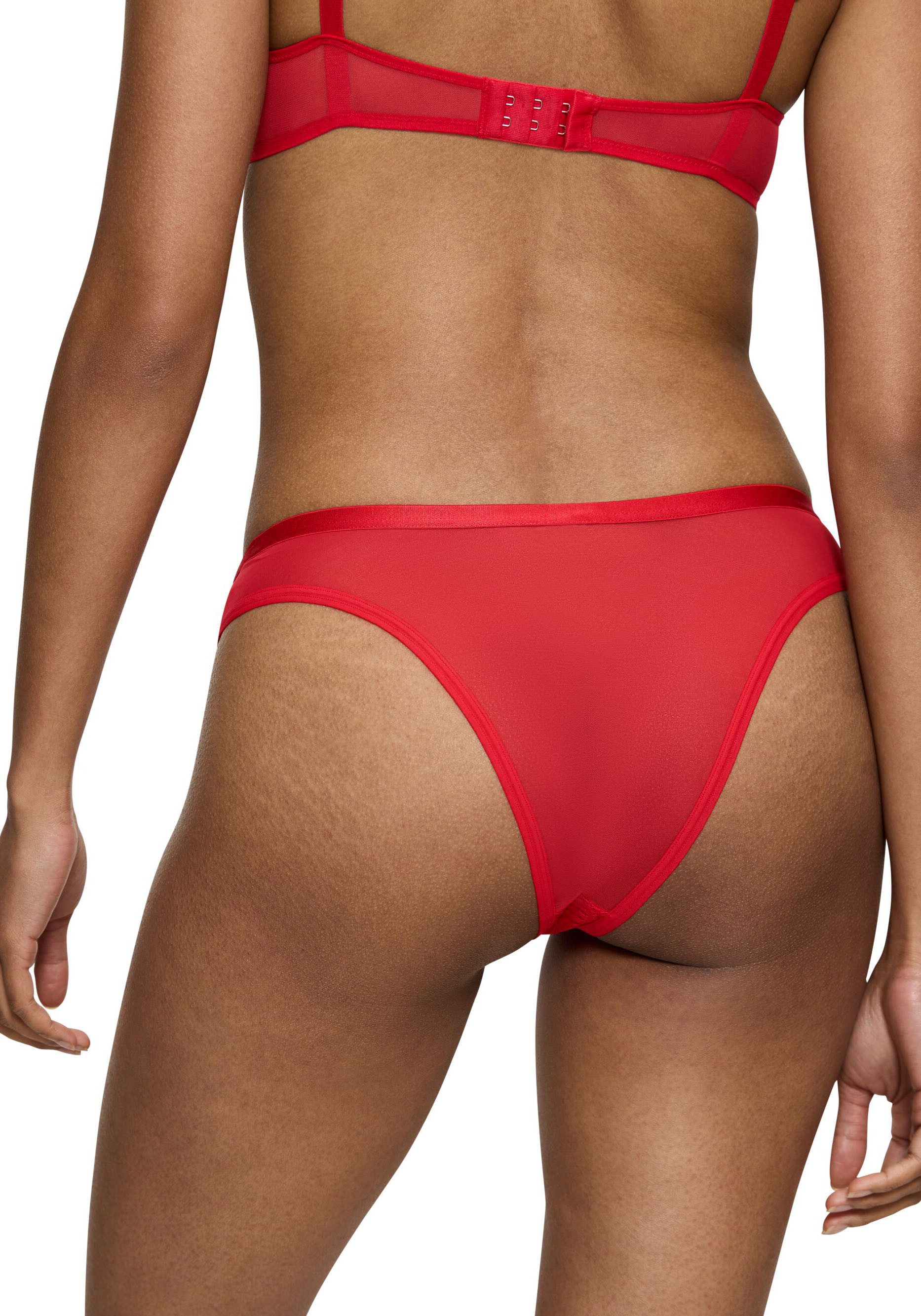Triumph Slip Delightful Spotlight Brazilian
