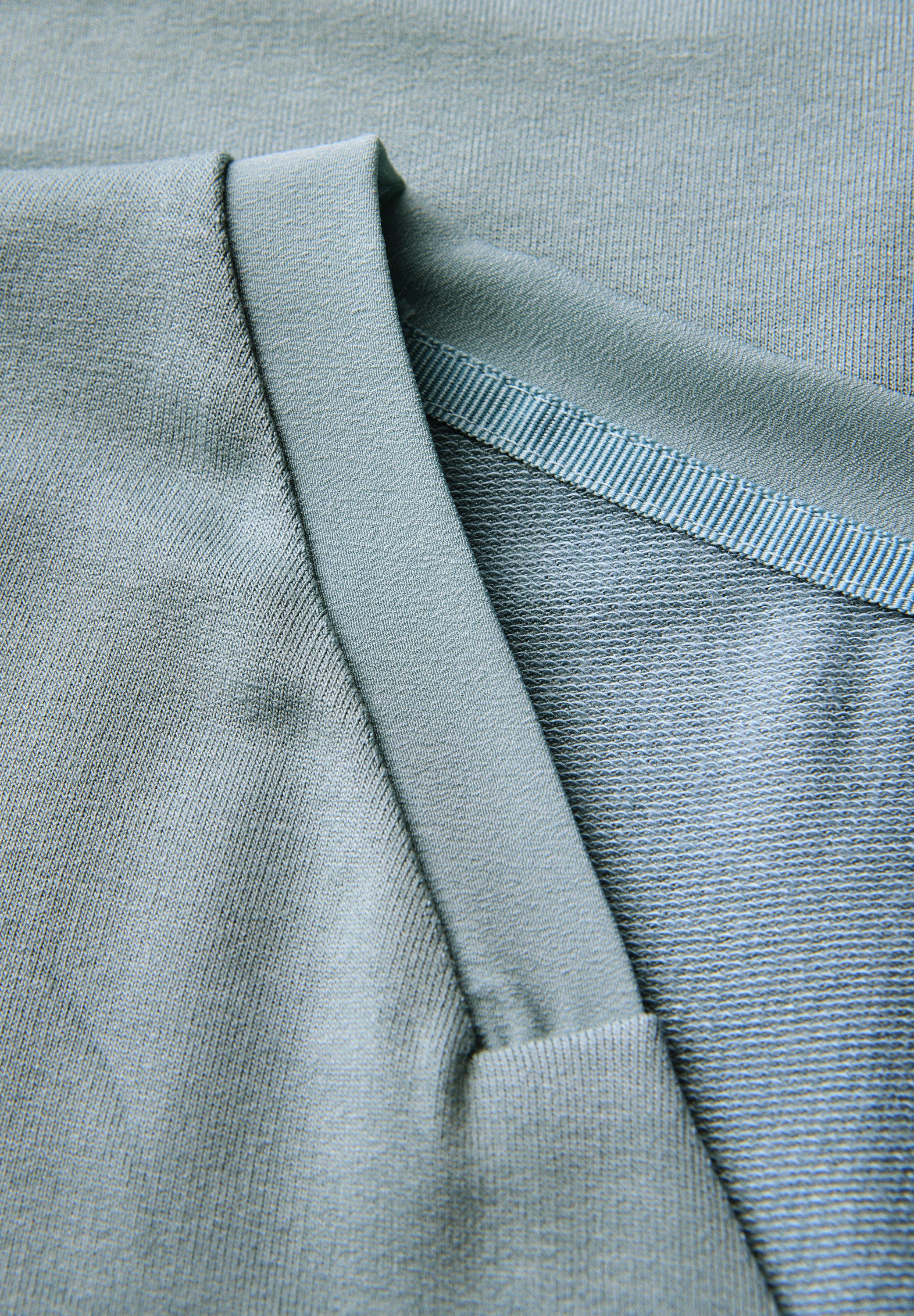 STREET ONE Shirt met V-hals