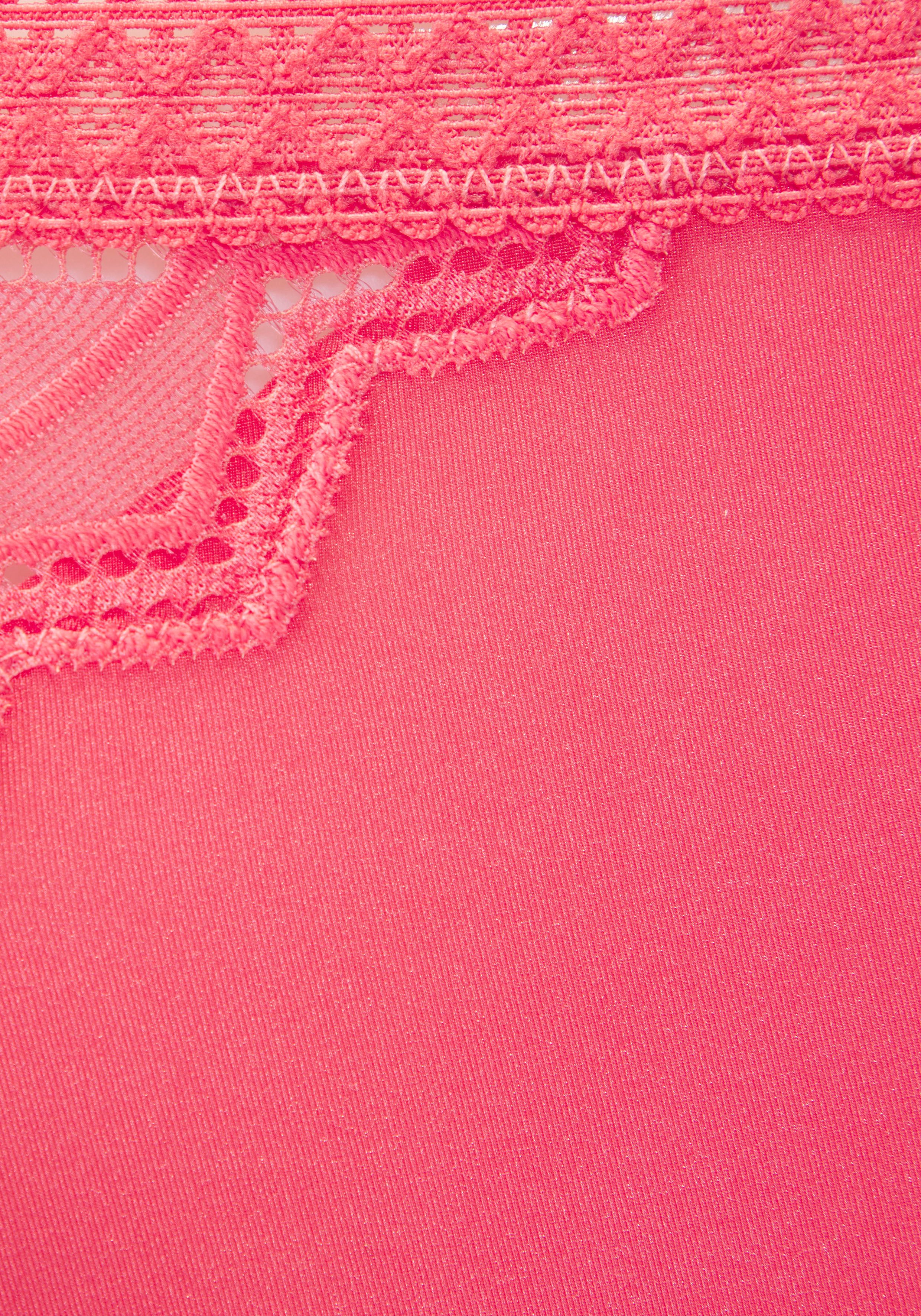 s.Oliver RED LABEL Beachwear Slip Romane met grafische kant in transparante look