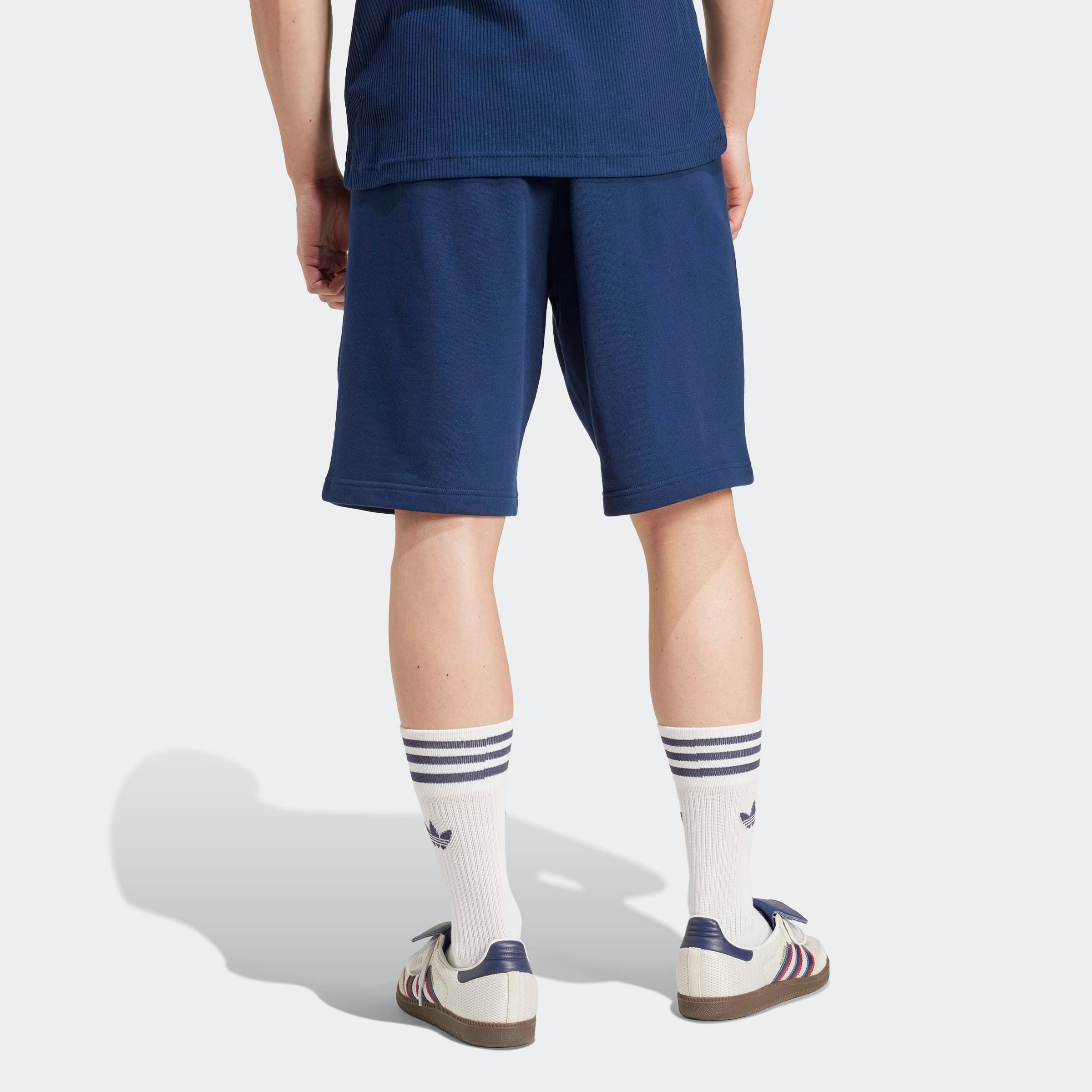 adidas Originals Short ESS SHO Essentiële sweat shorts met logo, van zacht french terry materiaal (1-delig)