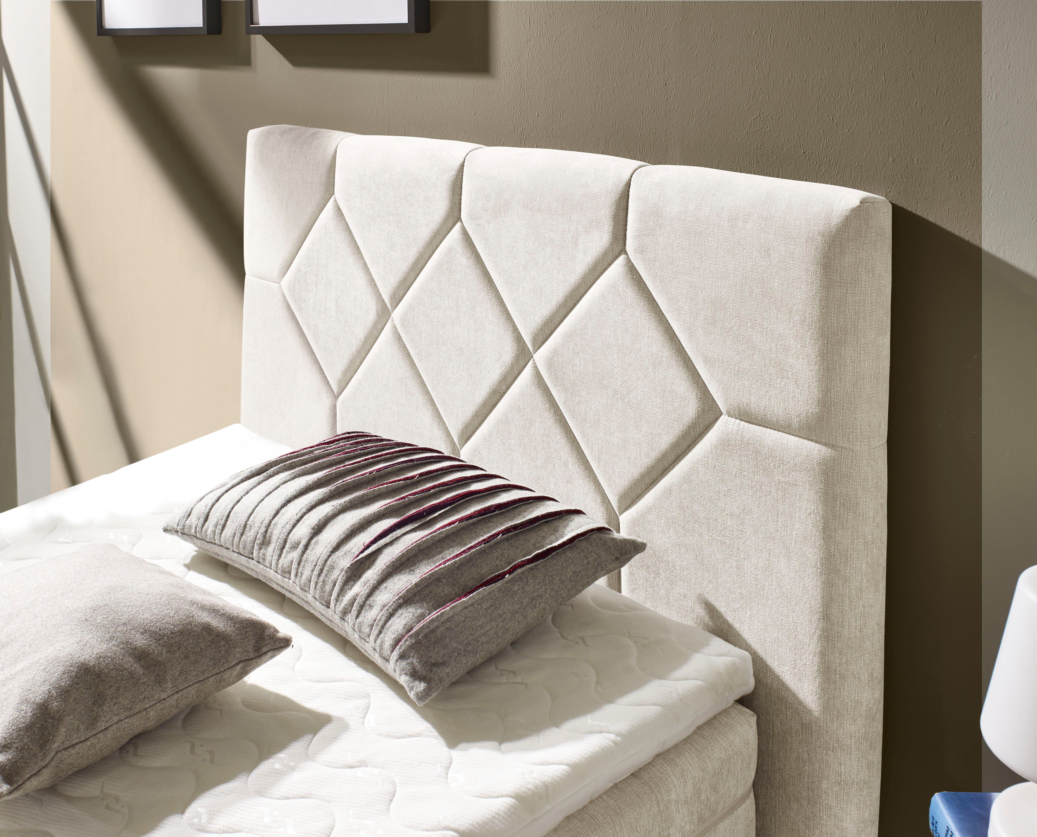 Places of Style Boxspring Atlanta inclusief topmatras en bedkist