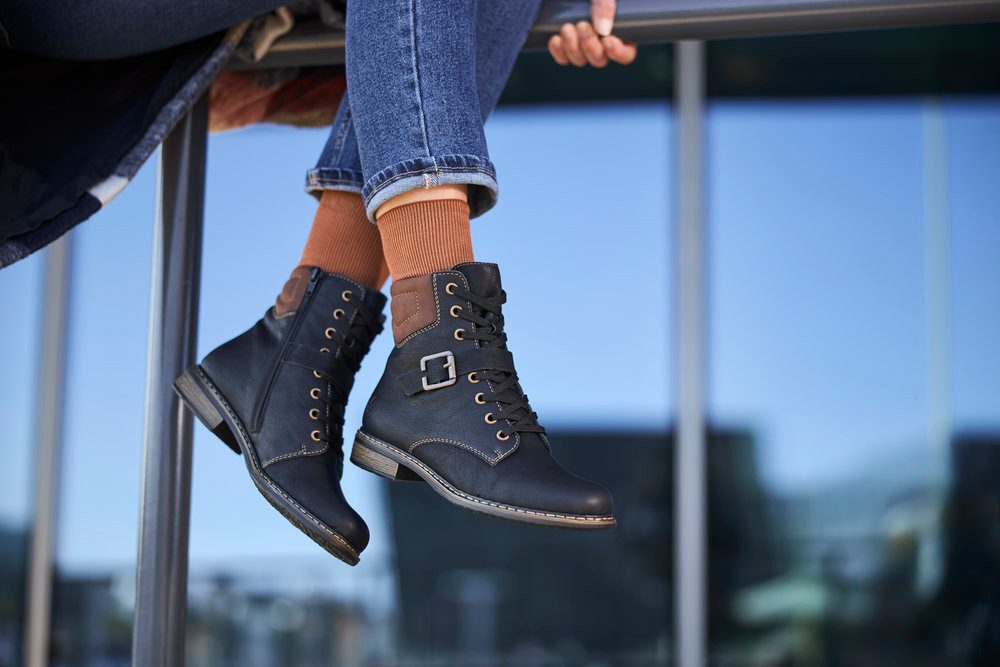 Rieker Veterlaarsjes Veterboots, enkellaarsjes, blokhak, met gewatteerde schachtrand