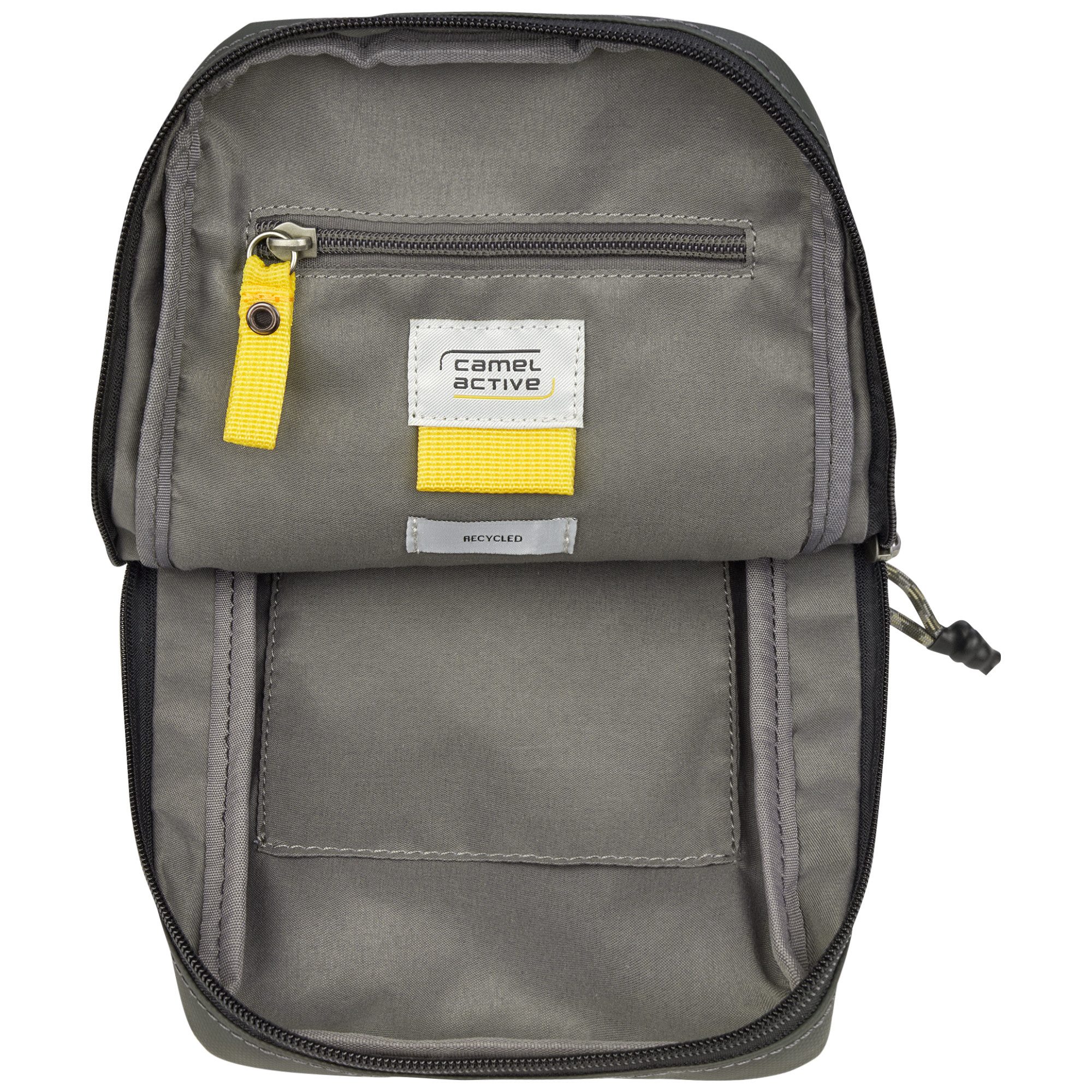 camel active Rugzak Explore waterafstotend gerecycled nylon en reflecterende ritsen