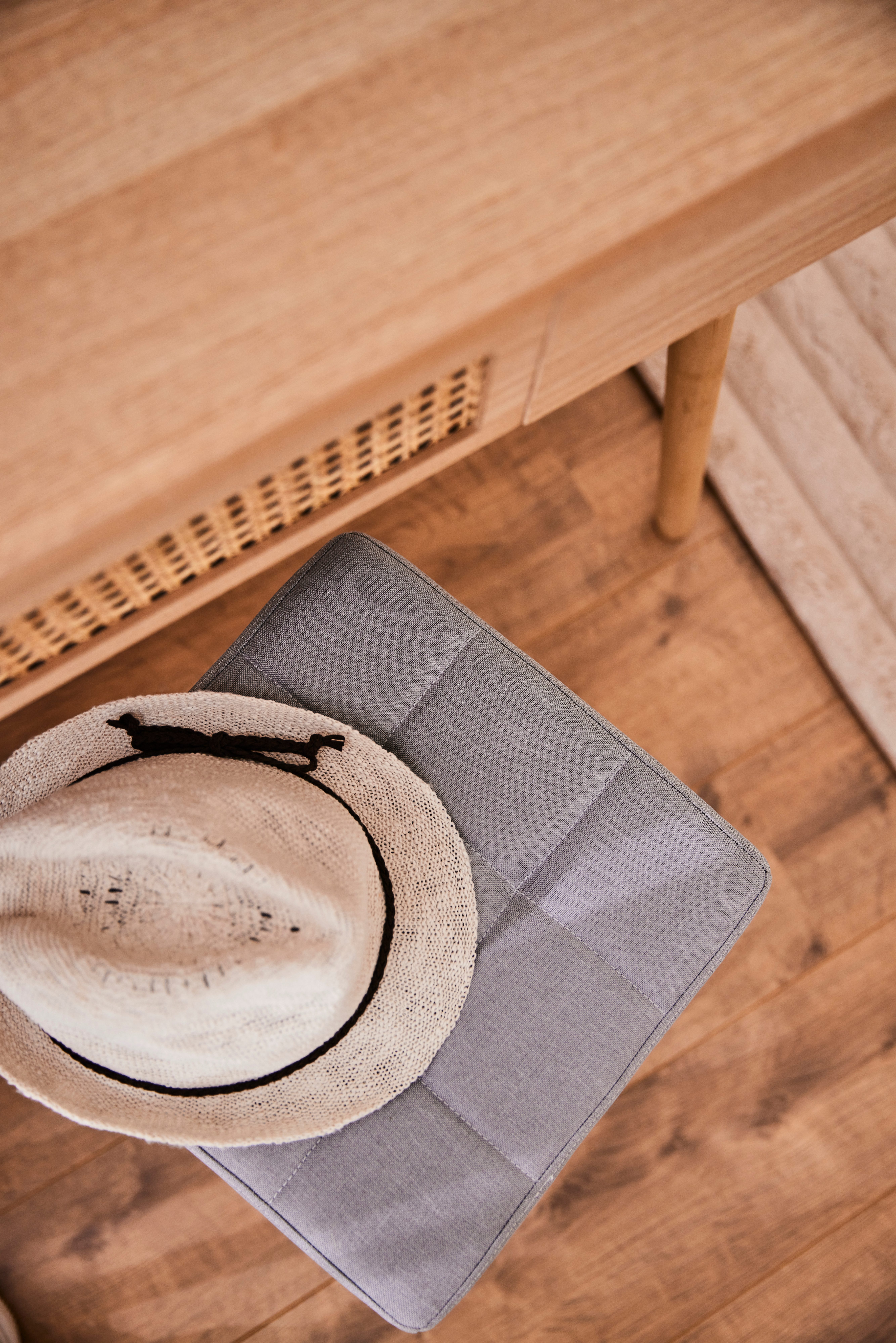 INOSIGN Hocker Louise vierkante zitting in 32 cm (1 stuk)