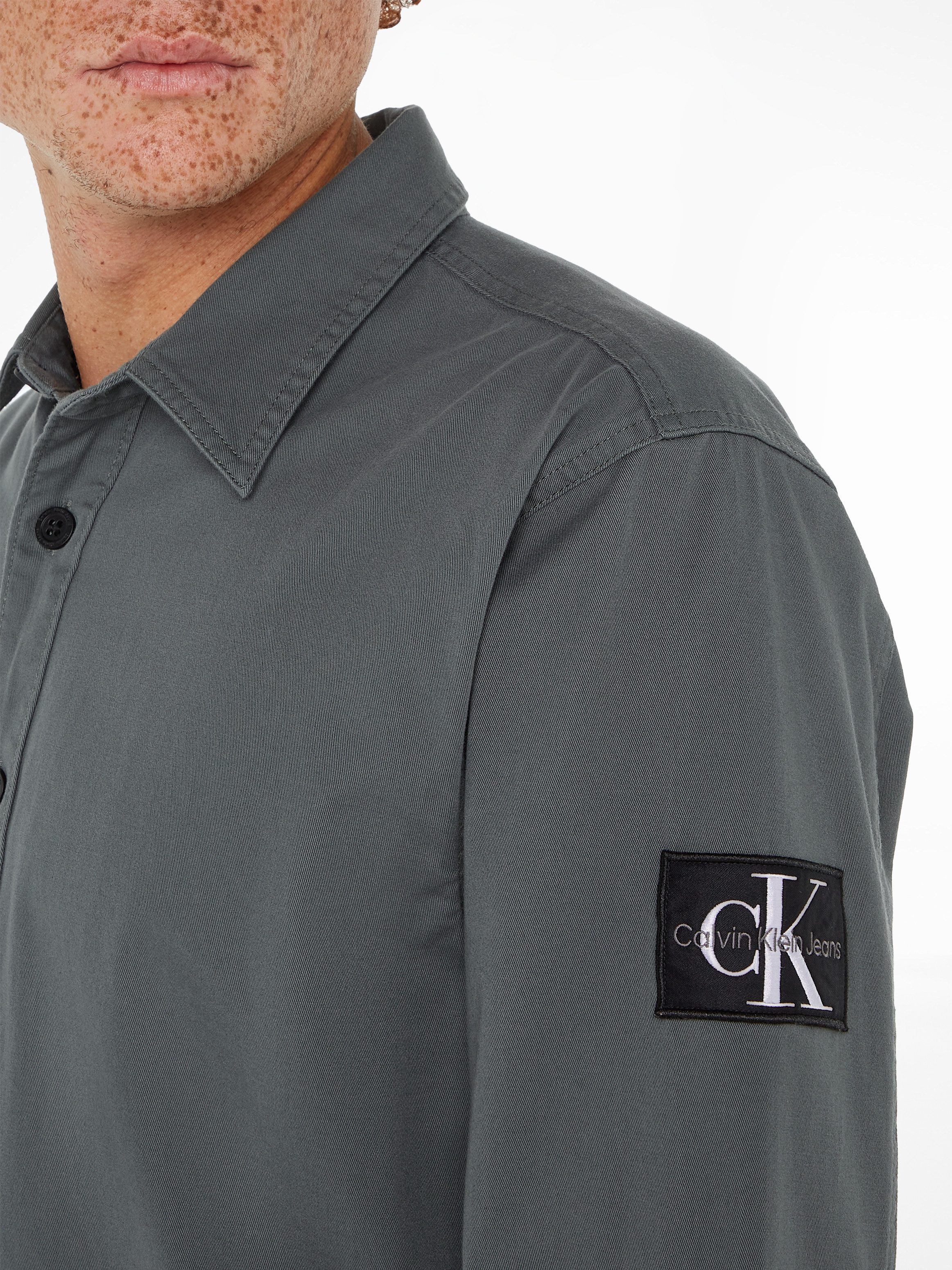 Calvin Klein Overhemd met lange mouwen MONOLOGO BADGE RELAXED SHIRT