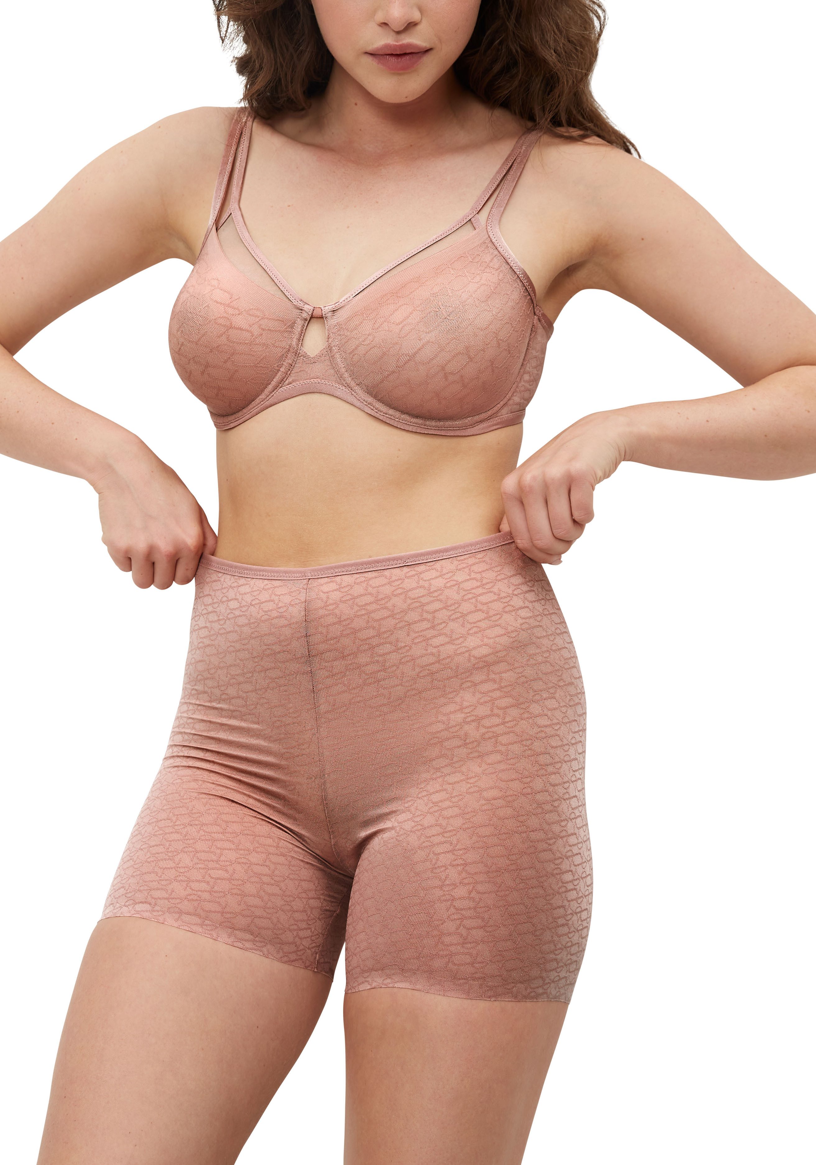 Triumph Minimizer-bh Signature Sheer W01 EX