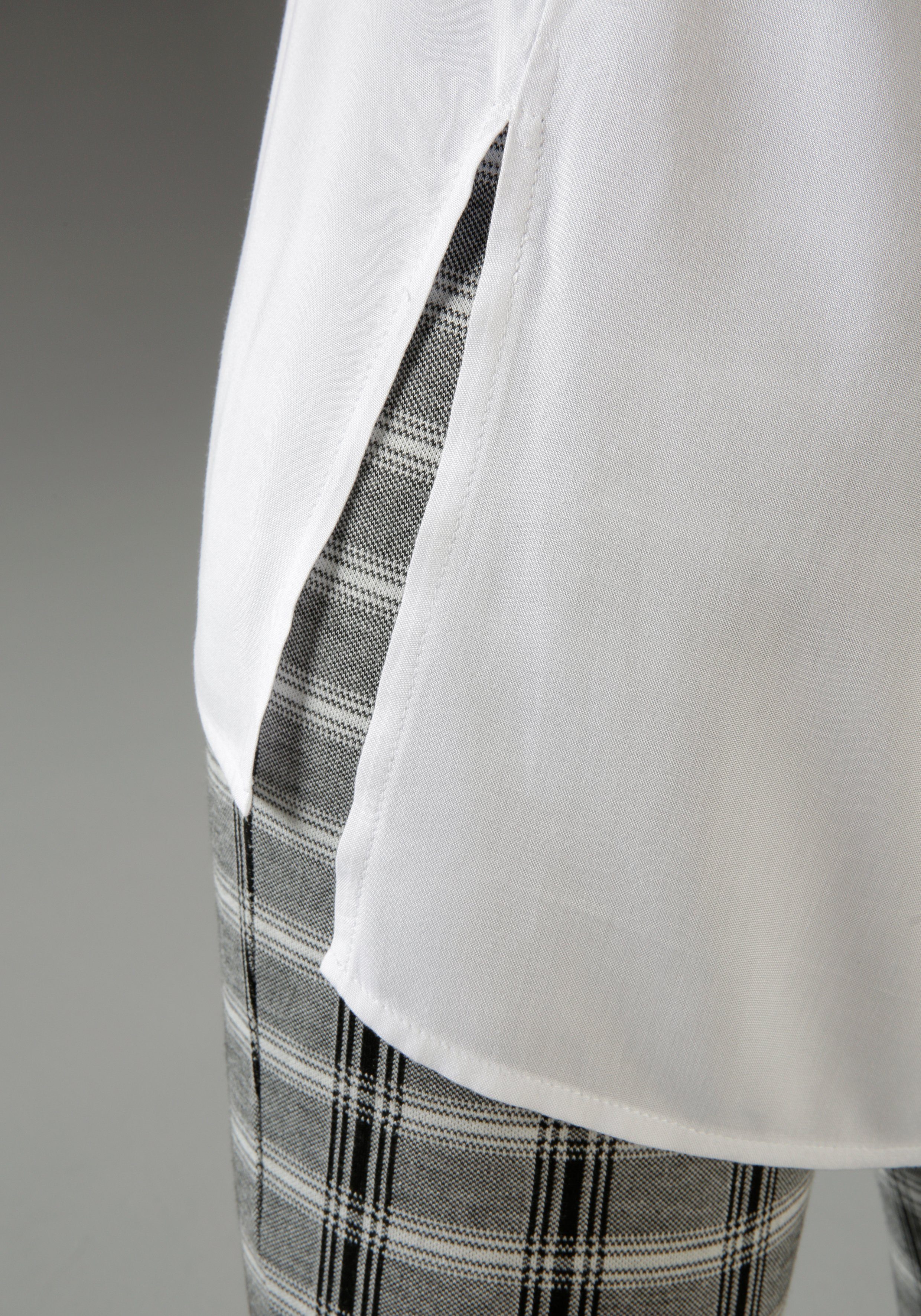 Aniston SELECTED Lange blouse met extra-lange manchetten