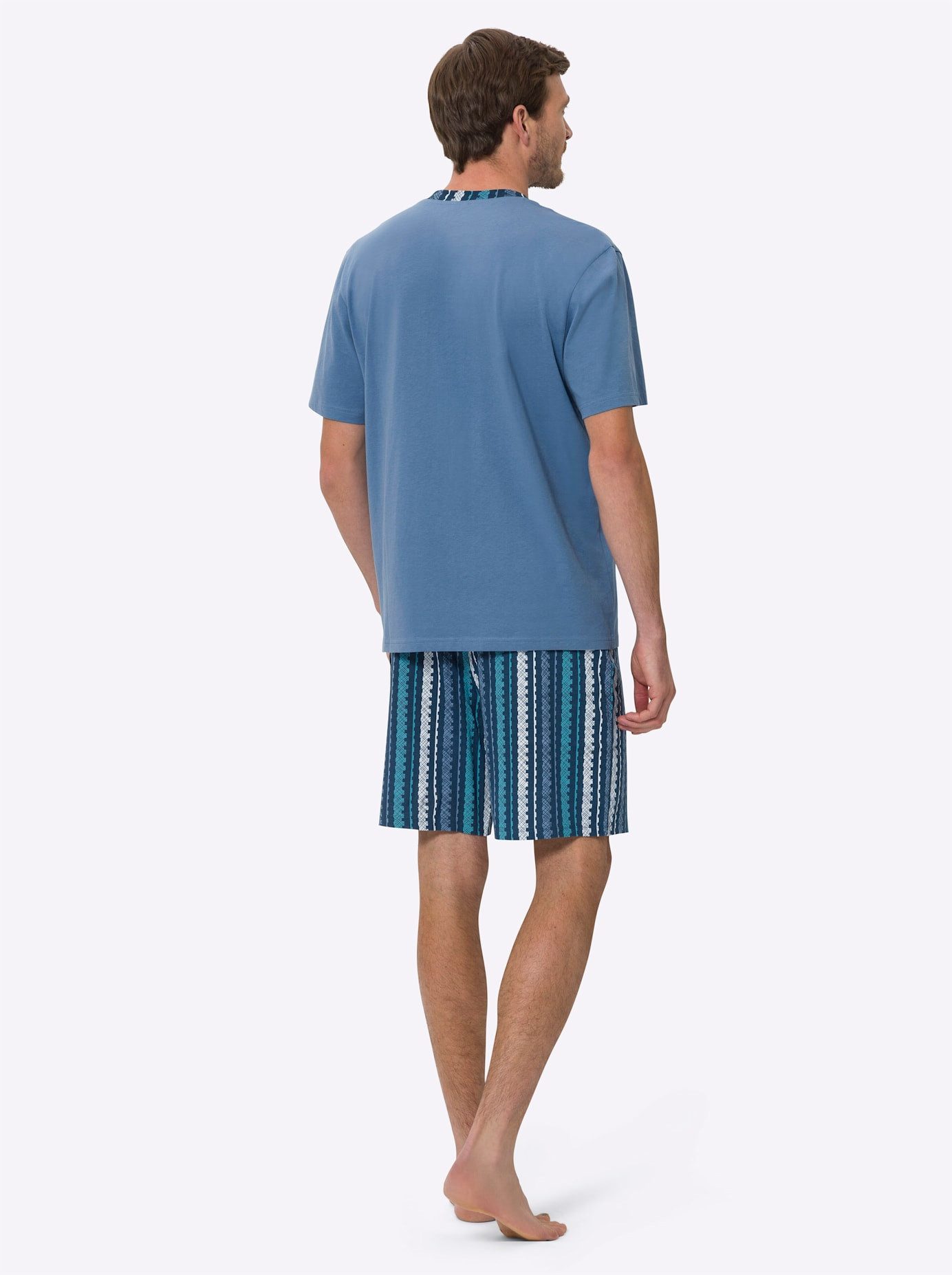 Shortama