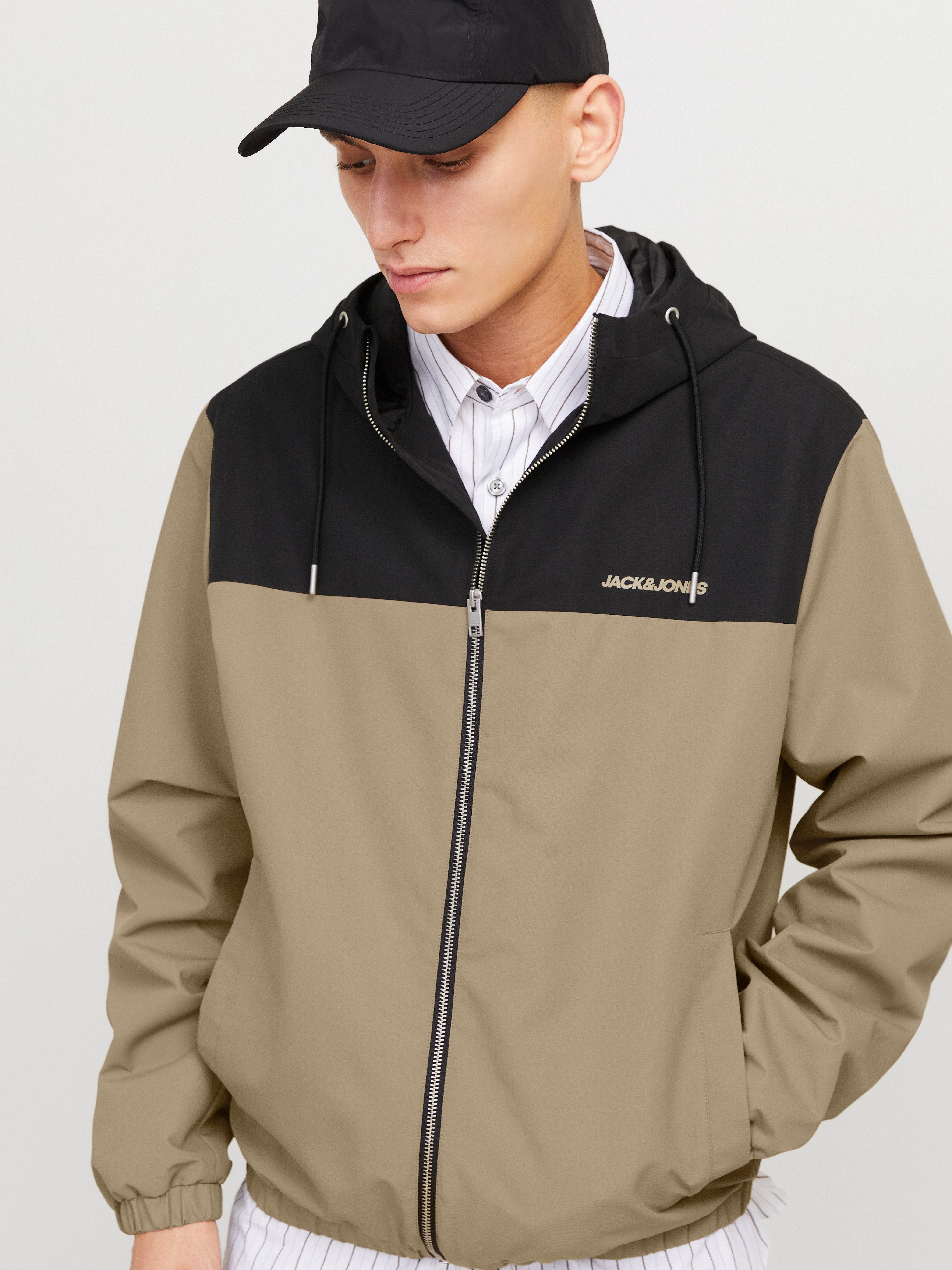 Jack & Jones Blouson JJELEGACY LIGHT JACKET HOOD NOOS