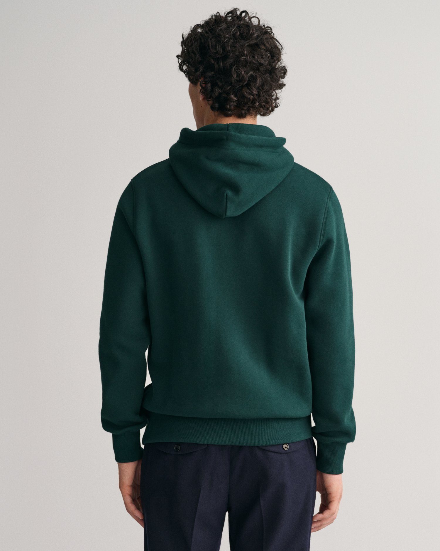 Gant Hoodie REG SHIELD HOODIE met logoborduursel op borsthoogte