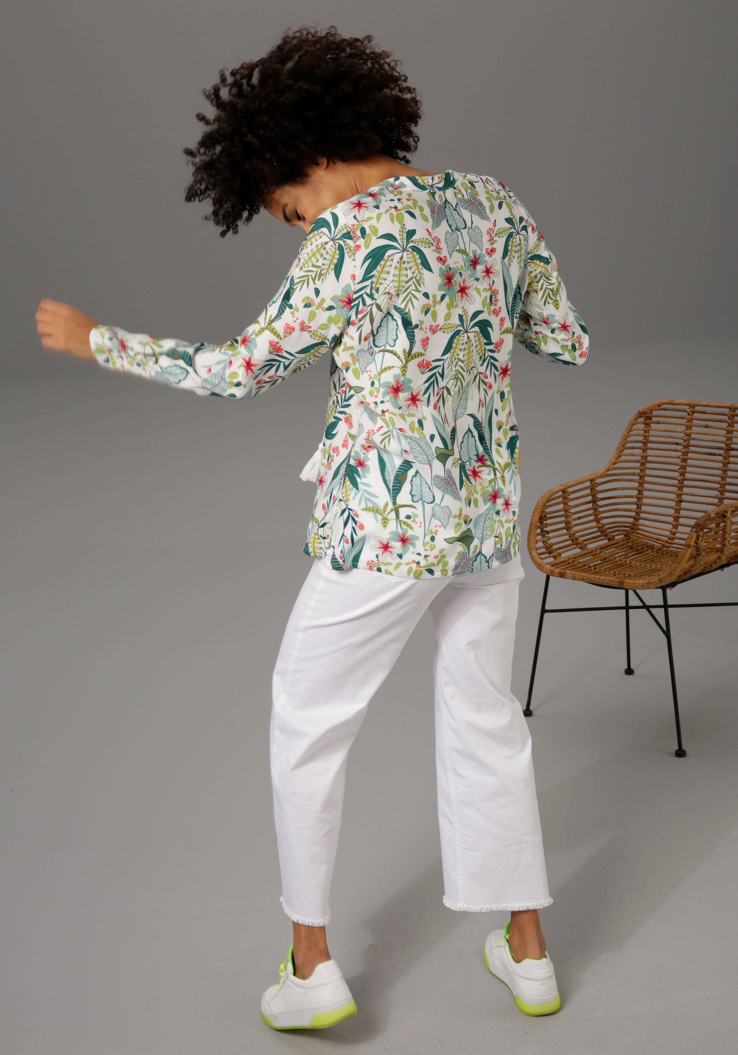 Aniston CASUAL Blouse zonder sluiting met bloemen en bladeren gedessineerd