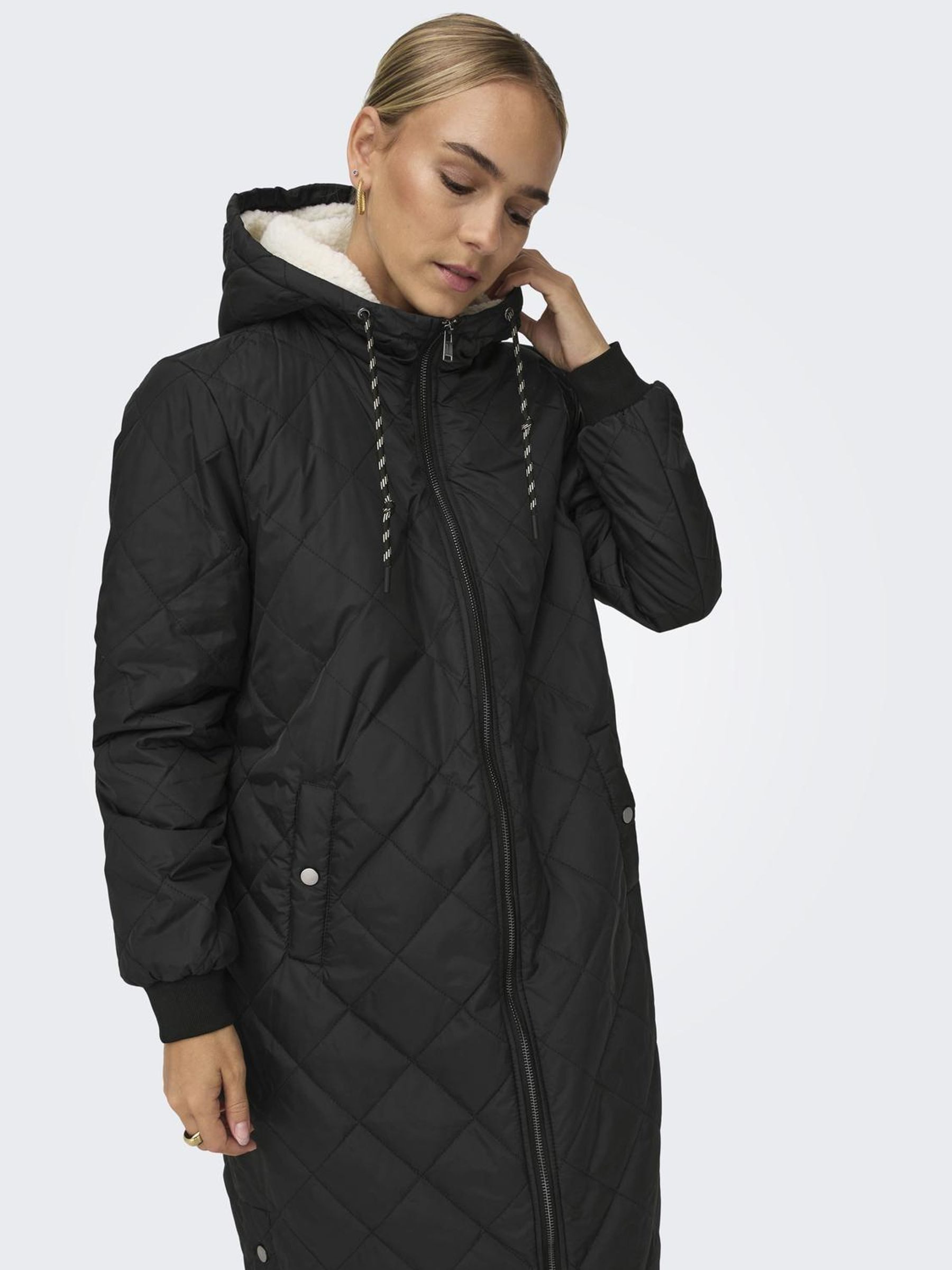 Only Gewatteerde jas ONLNEWSANDY QUILT COAT CC OTW