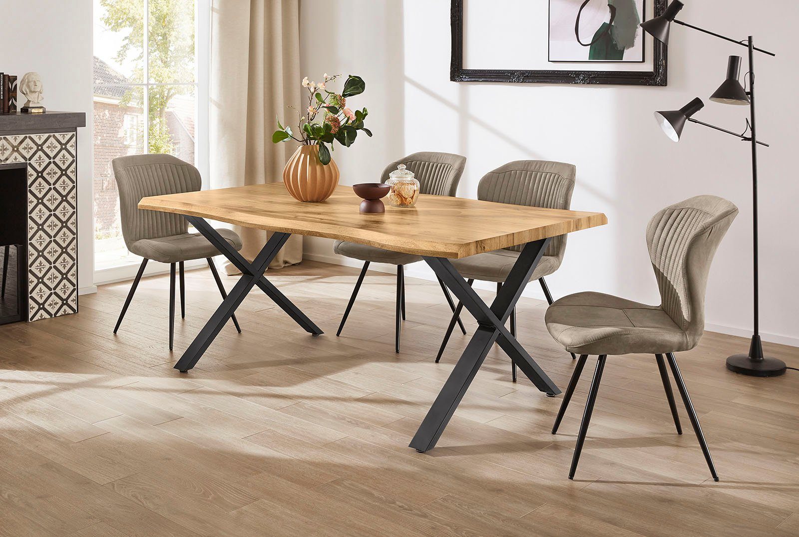 Jockenhöfer Gruppe Eettafel Marita 180 x 100 cm gebogen boomstam look en zwart onderstel