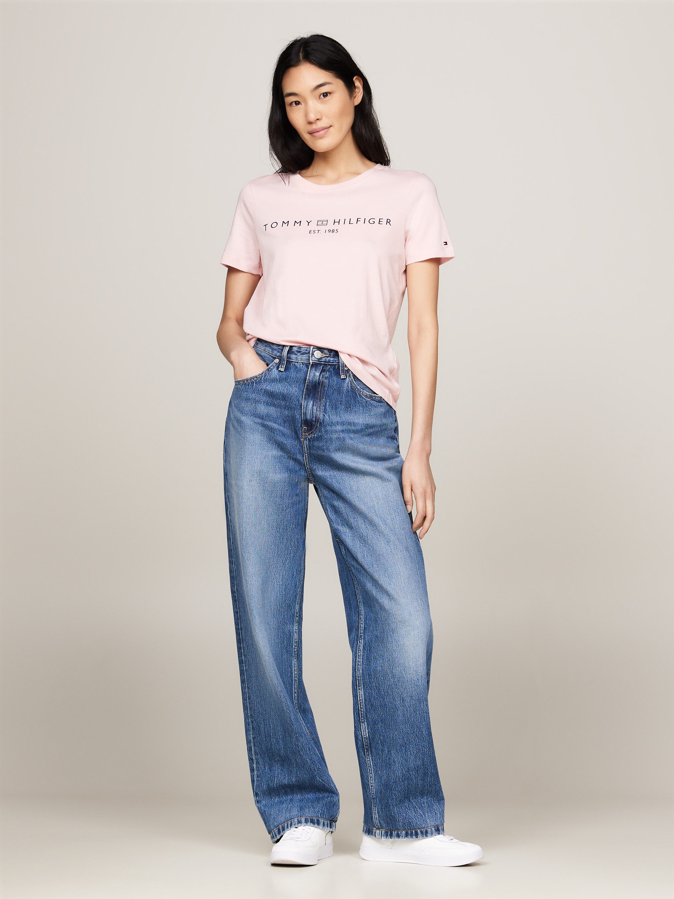 Tommy Hilfiger T-shirt REG CORP LOGO C-NK SS met een logo-opschrift