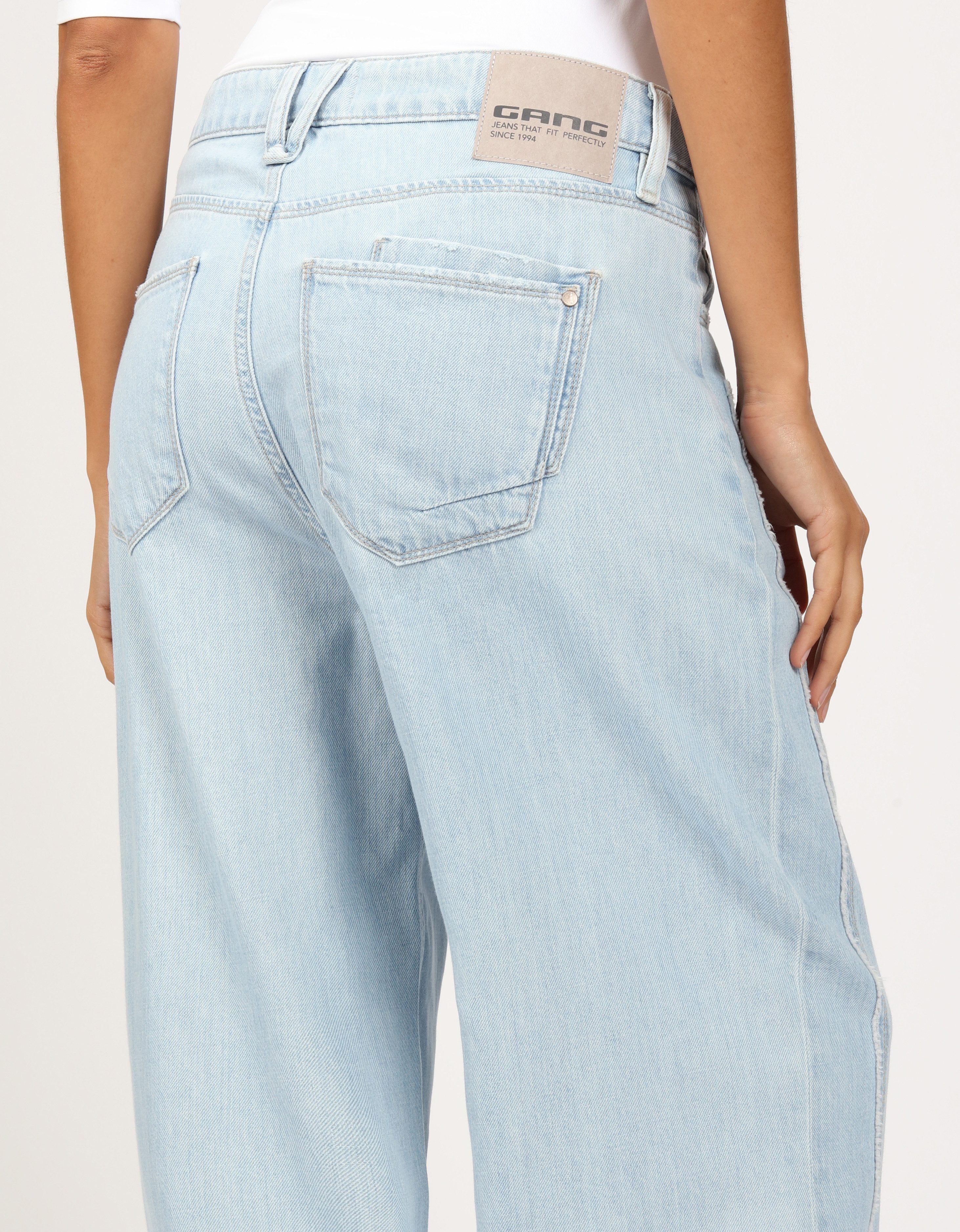 GANG Loose fit jeans 94FANNY met ingewikkelde snit