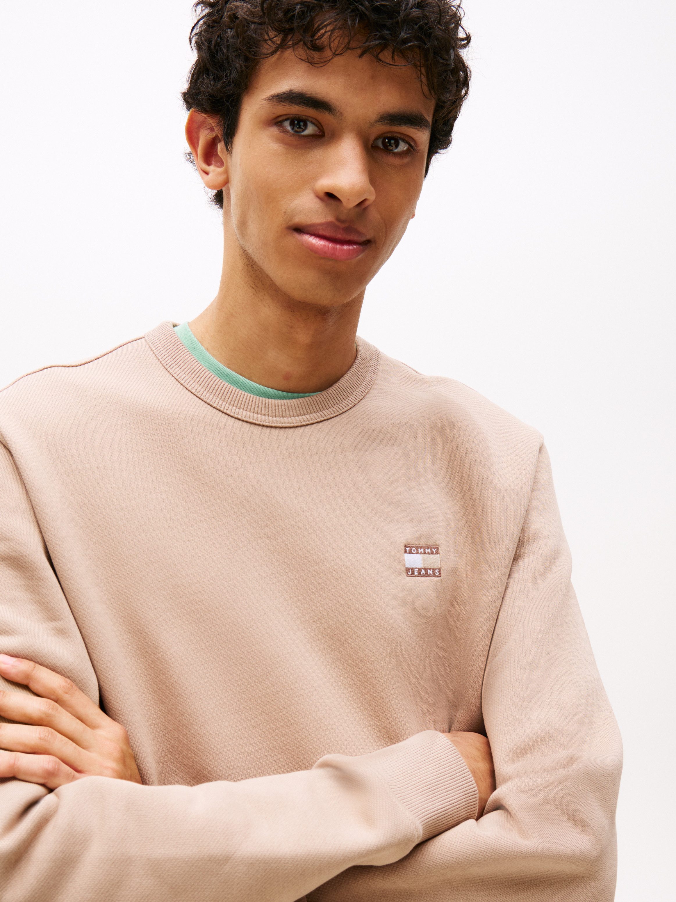 TOMMY JEANS Sweatshirt TJM REG BADGE CREW EXT
