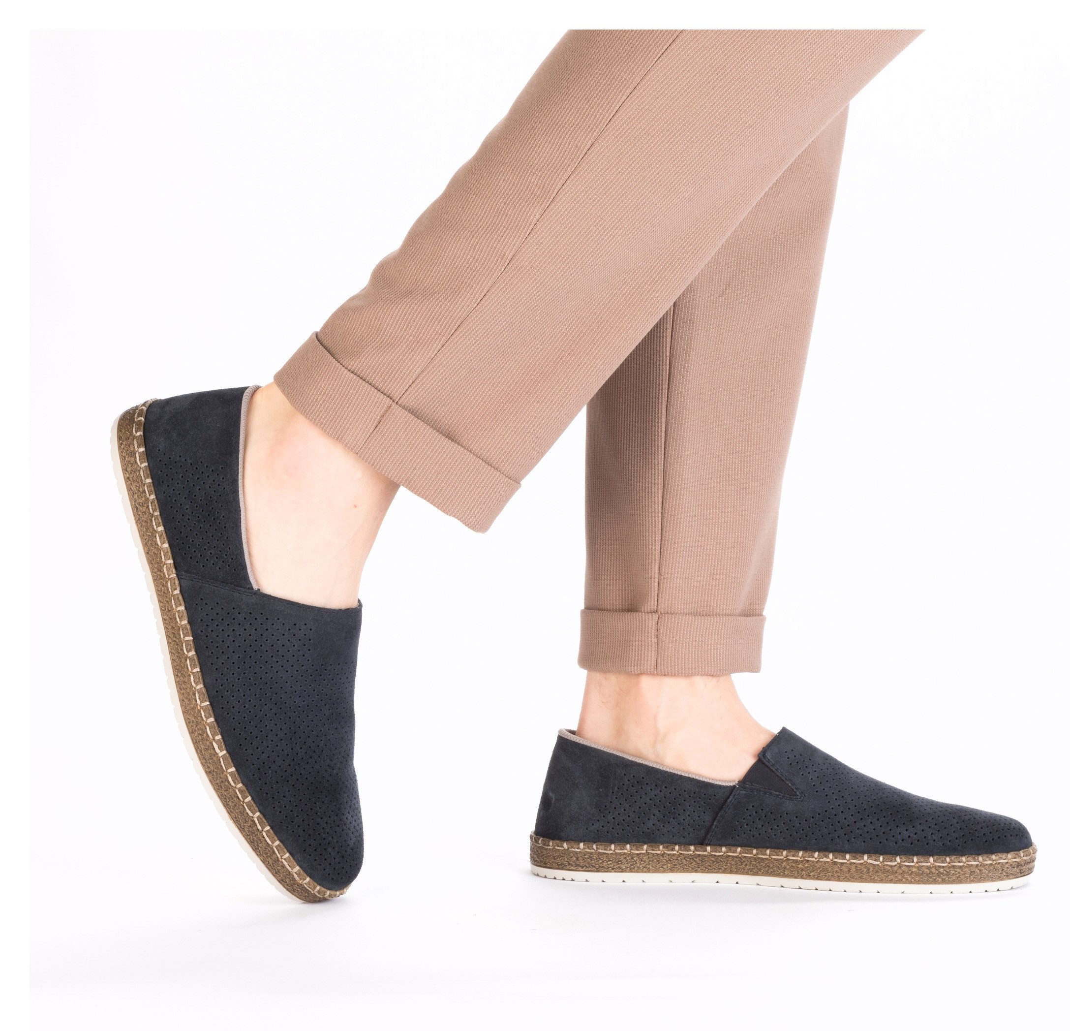 Rieker Instappers , instapschoen, casual slipper, moccasin met perforatie
