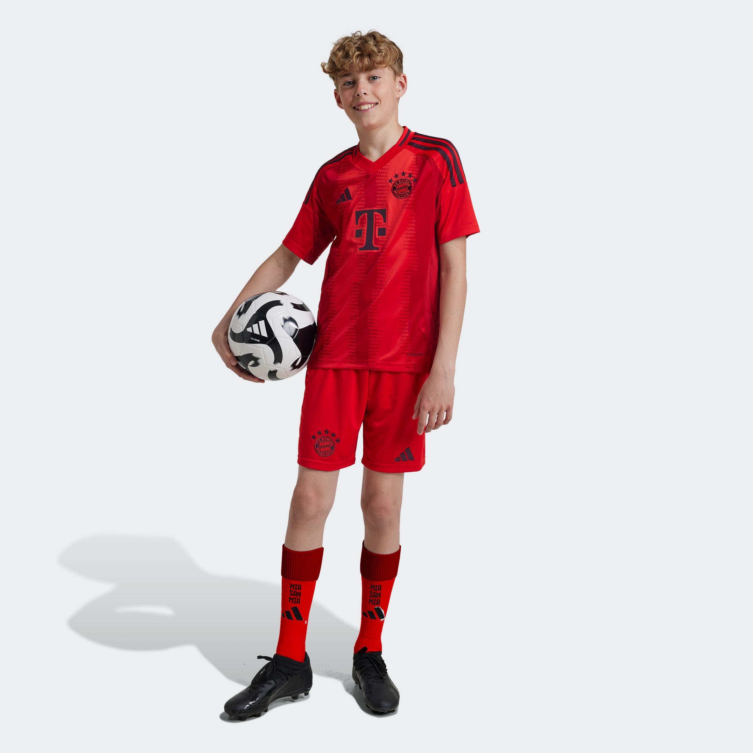 Adidas Perfor ce Junior FC Bayern München voetbalshort rood Sportbroek Polyester 164