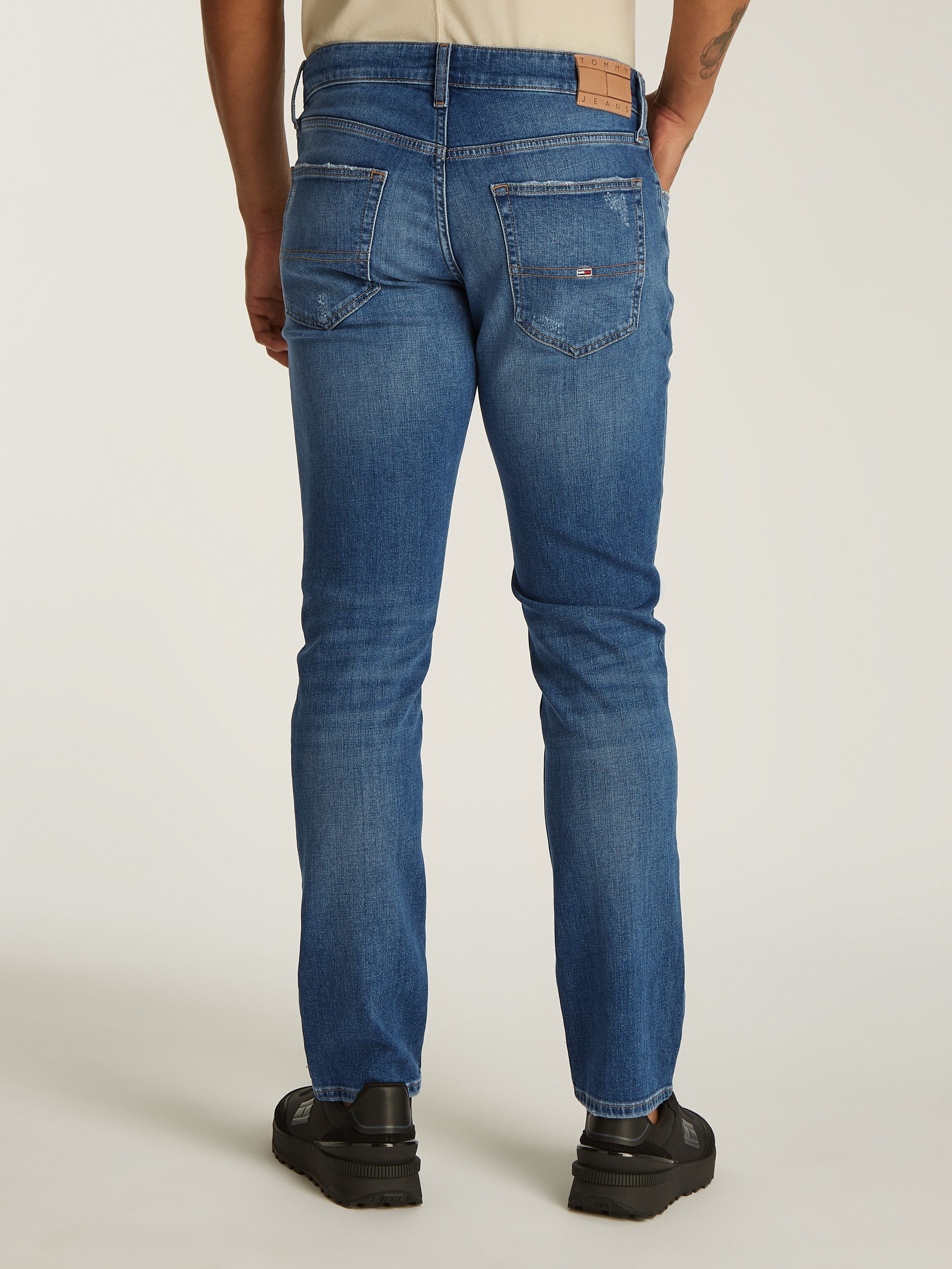 TOMMY JEANS Slim fit jeans Scanton Slim Denim met logoborduursels