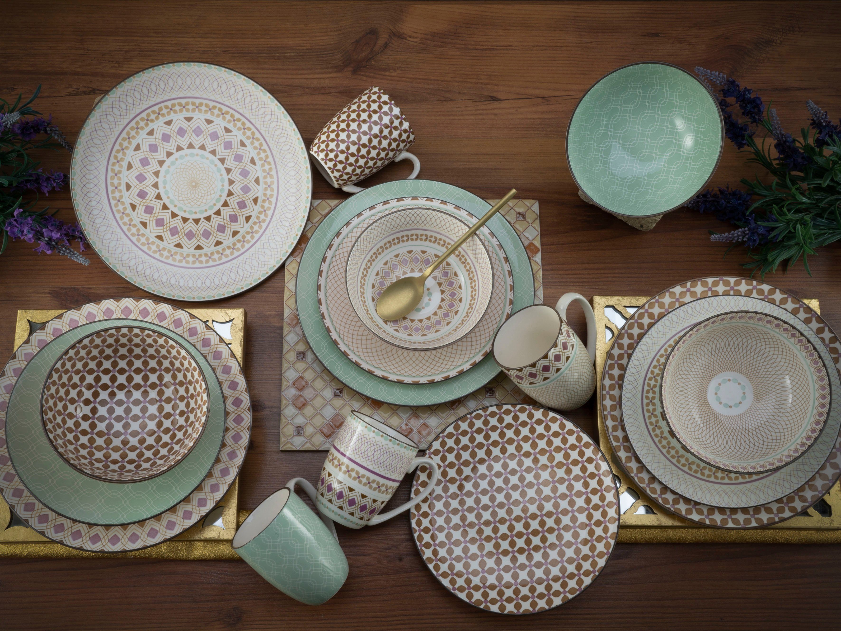 CreaTable Combi-servies Servies-set Mandala Servies, 4 designs, 16 delen, voor 4 personen (set, 16-delig)