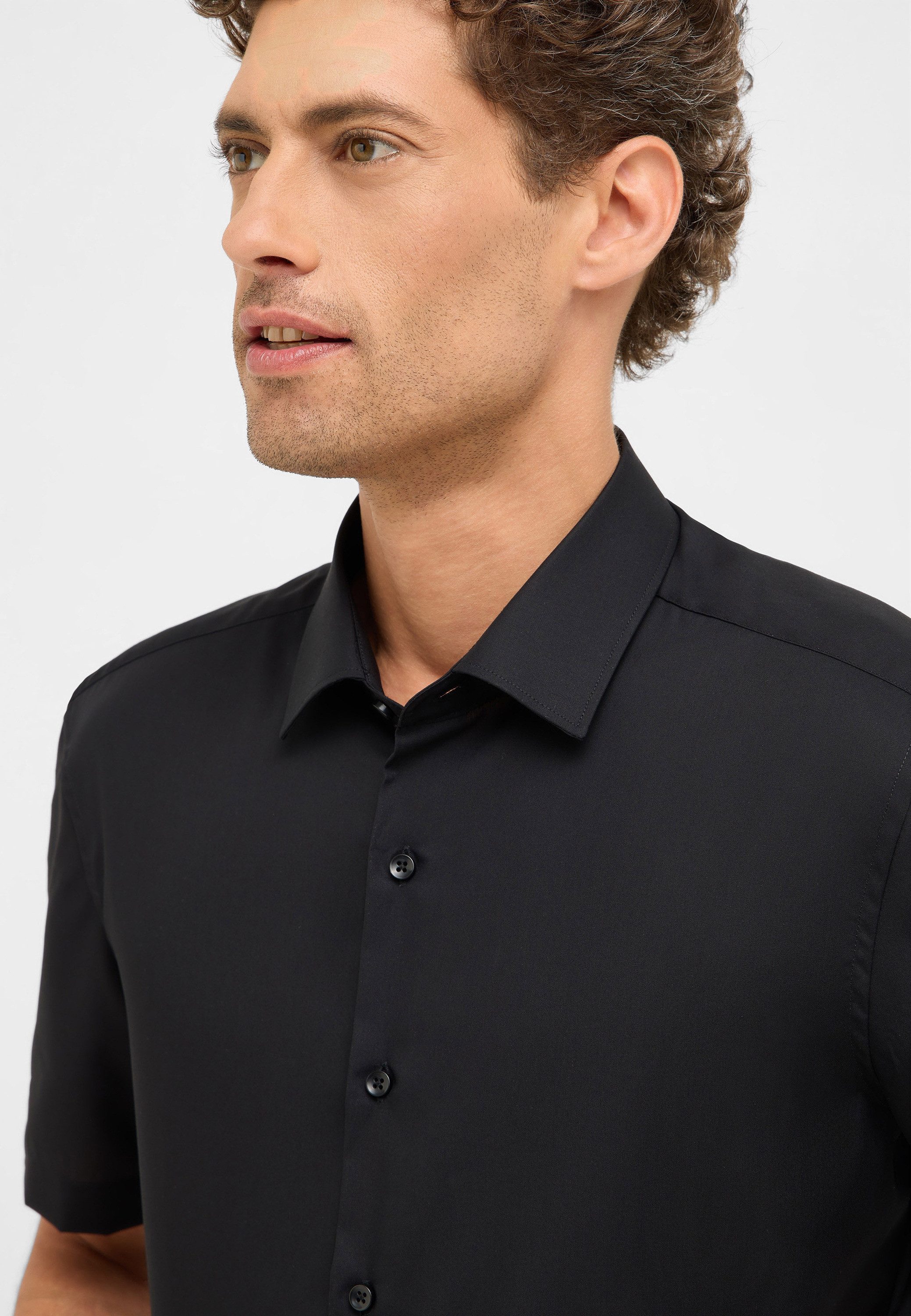 Eterna Overhemd met korte mouwen Slim fit NON IRON (strijkvrij)