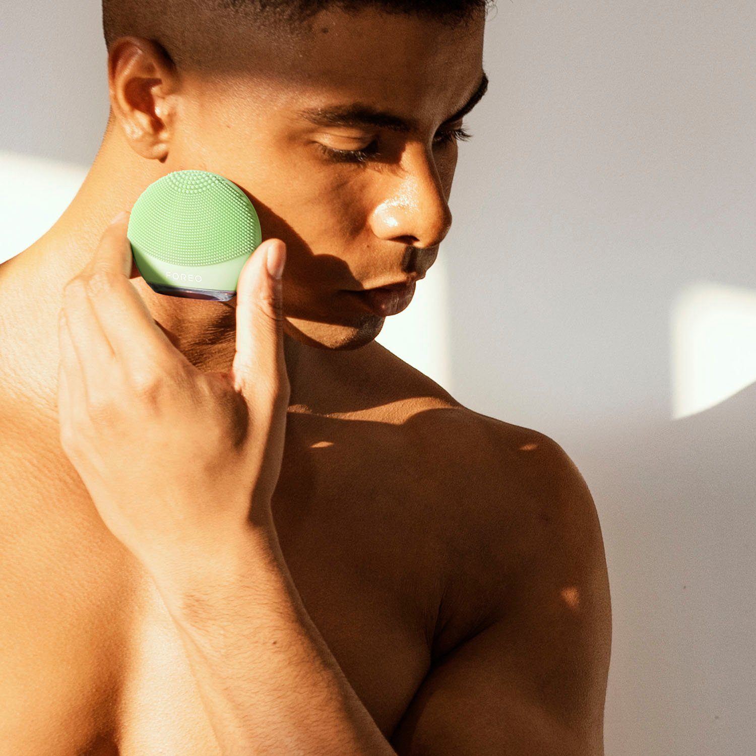 FOREO Elektrische gezichtsreinigingsborstel LUNA™ 4 go