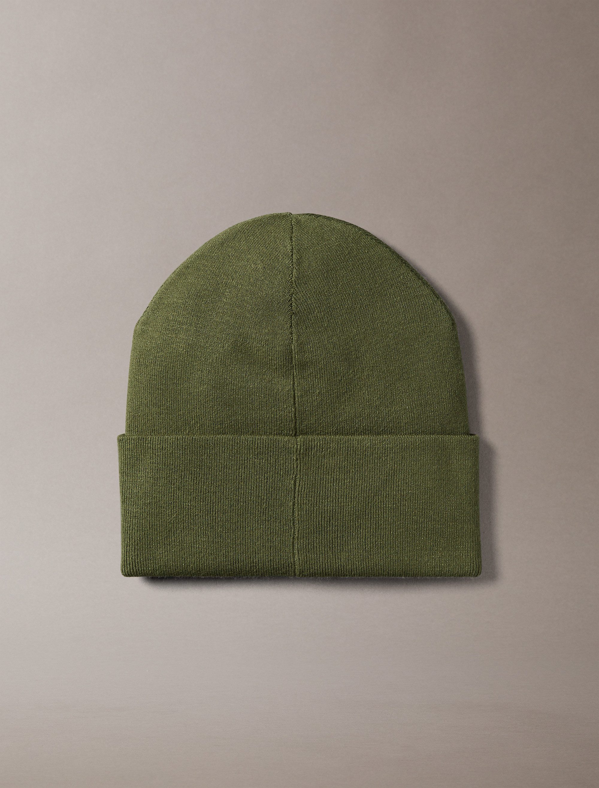 Calvin Klein Gebreide muts MONO LOGO PATCH BEANIE