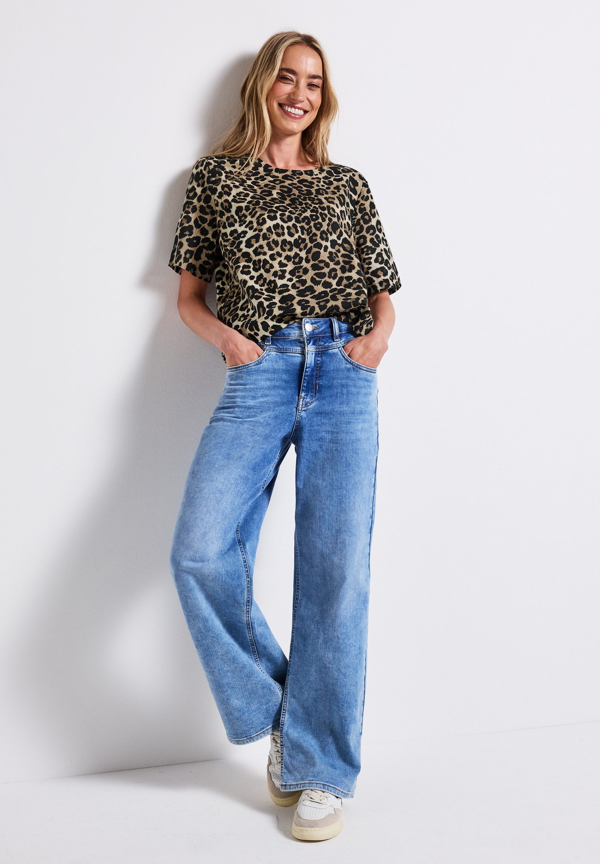 STREET ONE Gedessineerde blouse met leeuw-print en zijbindband