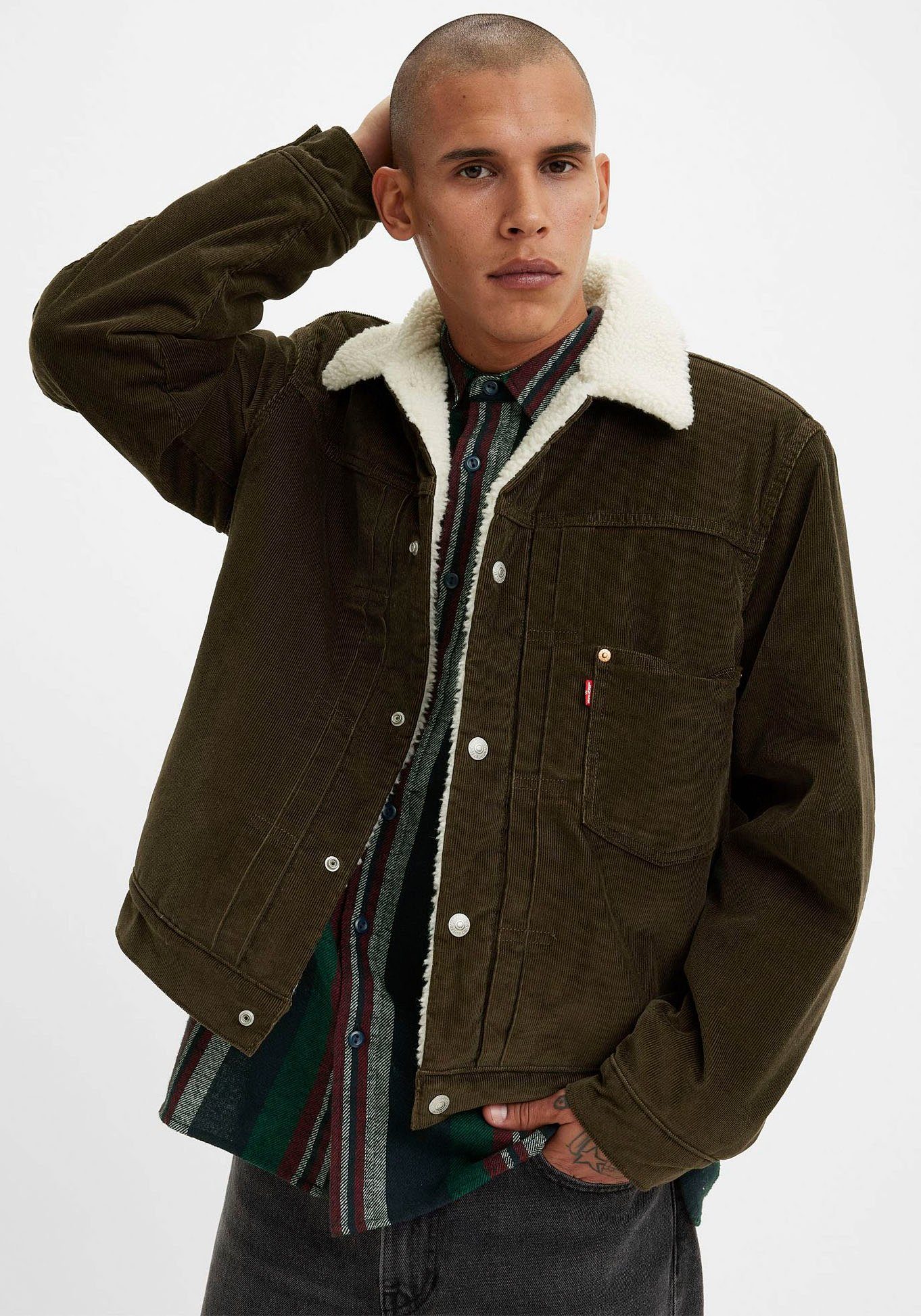 Levi's® Cordjasje SHERPA TRUCKER met warm sherpa-voering