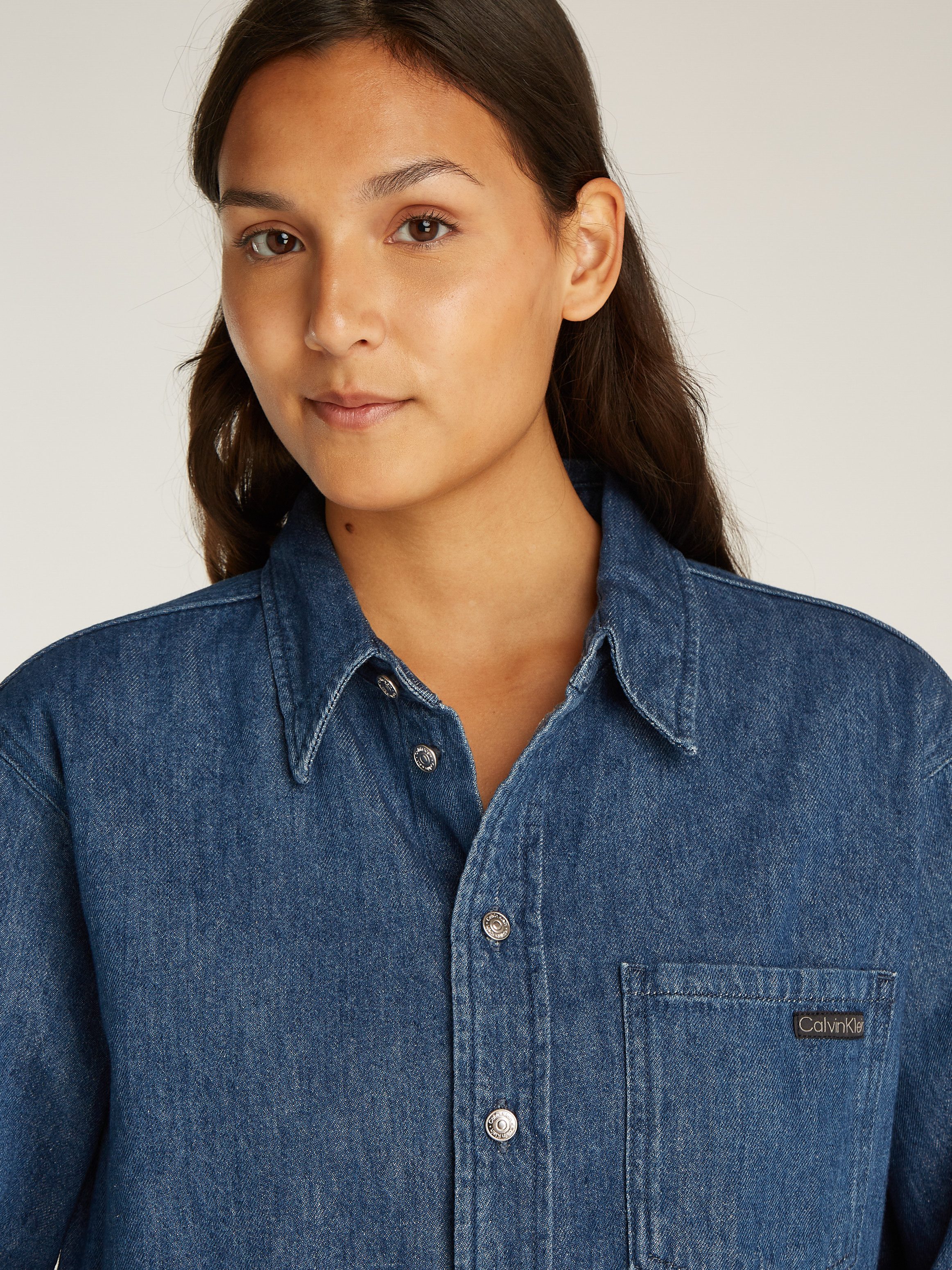Calvin Klein Jeans blouse CROPPED DAD DENIM SHIRT