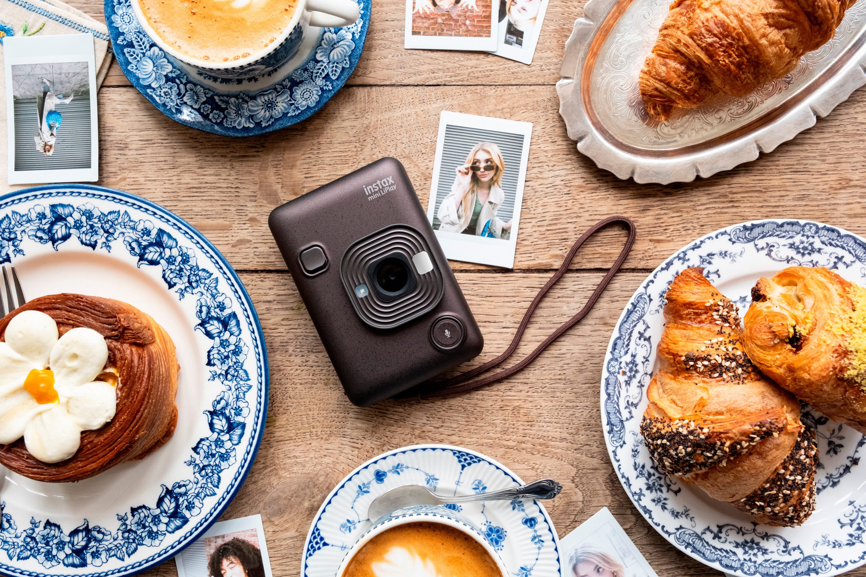 FUJIFILM Instant camera INSTAX mini LiPlay