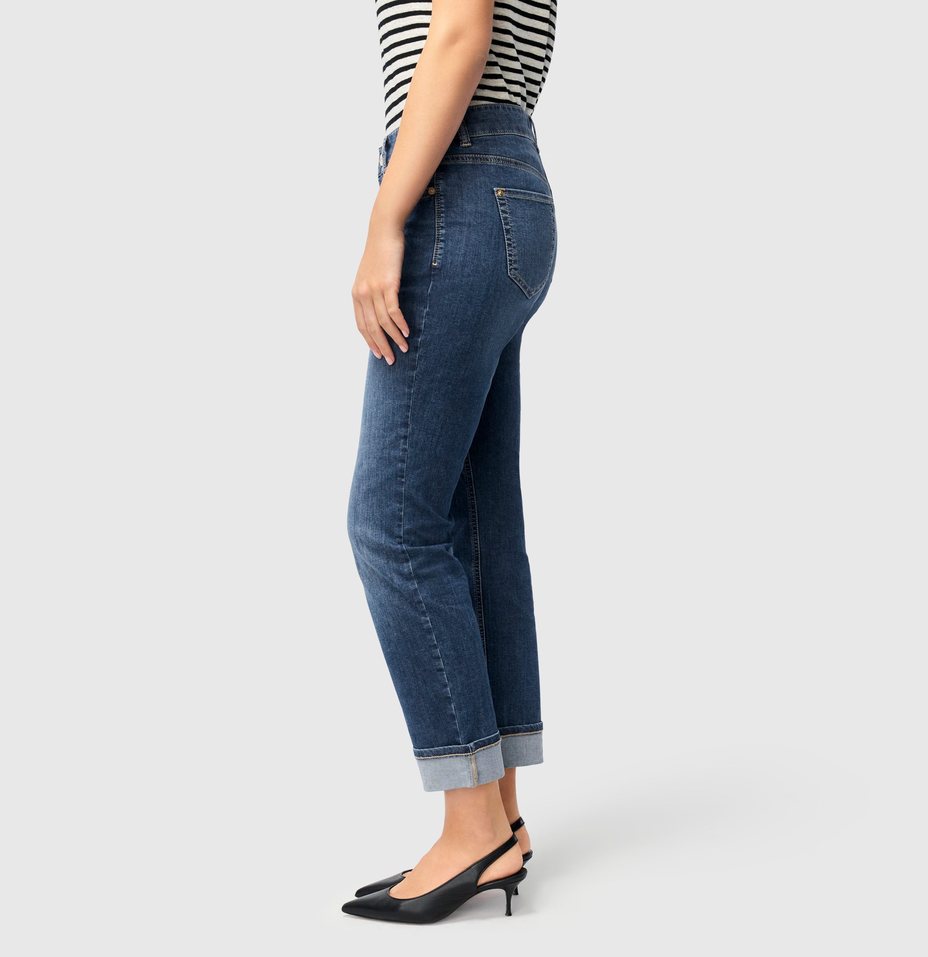 MAC Straight jeans SUE relax in de four-pocket stijl