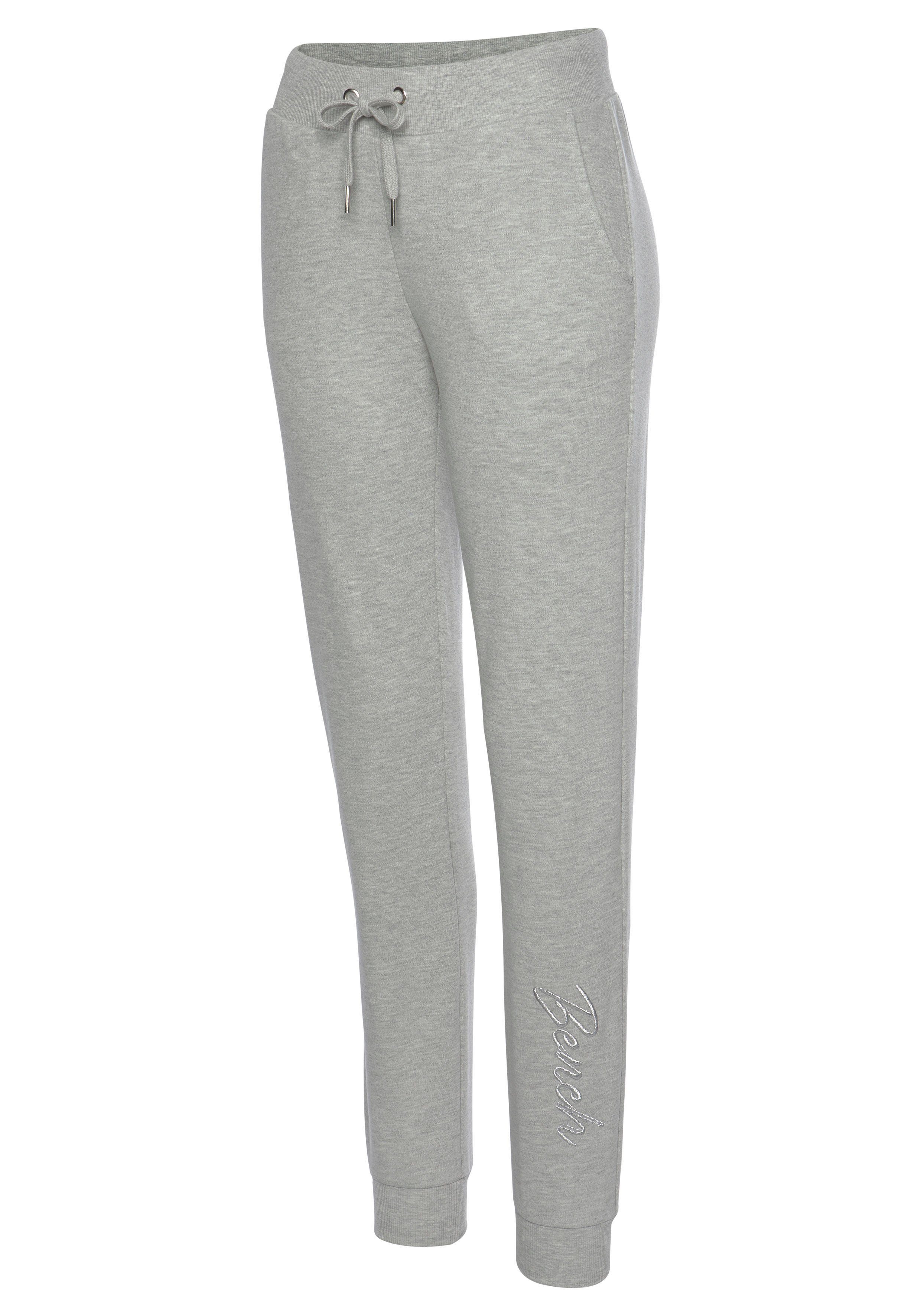Bench. Loungewear Relaxbroek met glanzende logo-borduurwerk, loungepak