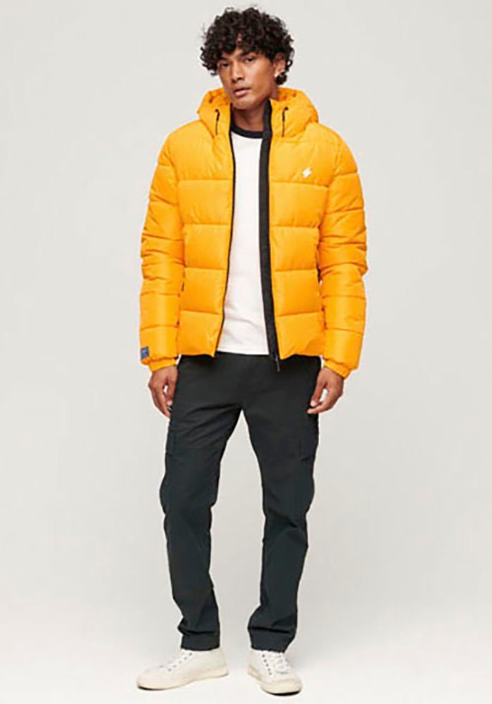 Superdry Gewatteerde jas HOODED SPORTS PUFFR JACKET met contrastkleurig borduursel