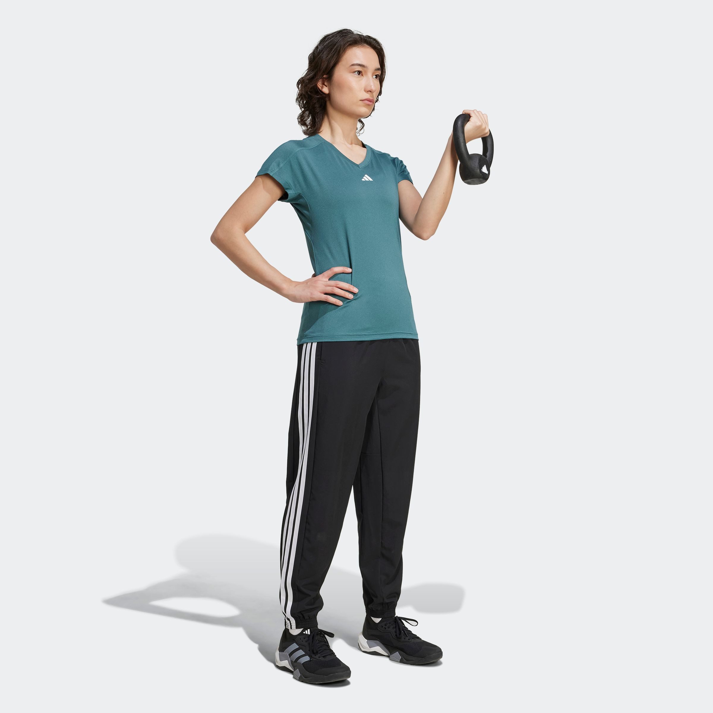 adidas Performance T-shirt TR-ES MIN T Trainingsshirt, vochtabsorberend met V-hals