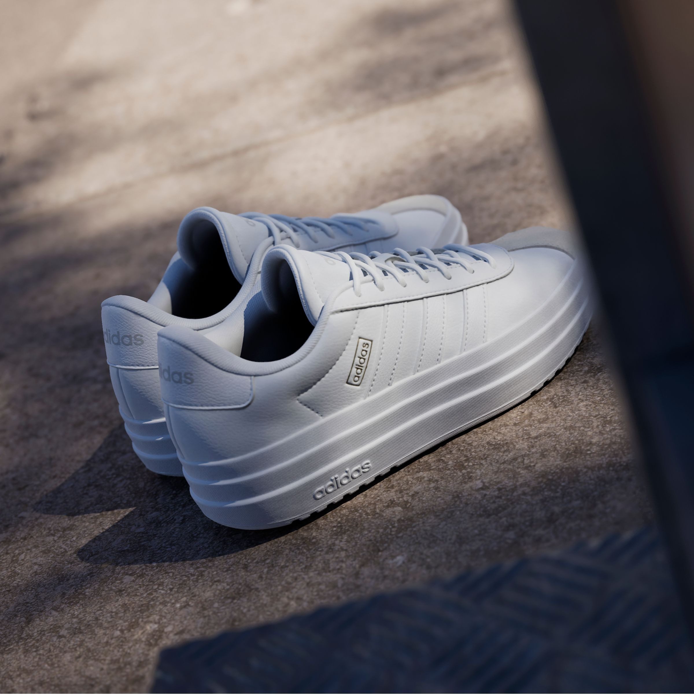 adidas Sportswear Sneakers VL COURT BOLD Design in de voetsporen van de adidas Gazelle Bold
