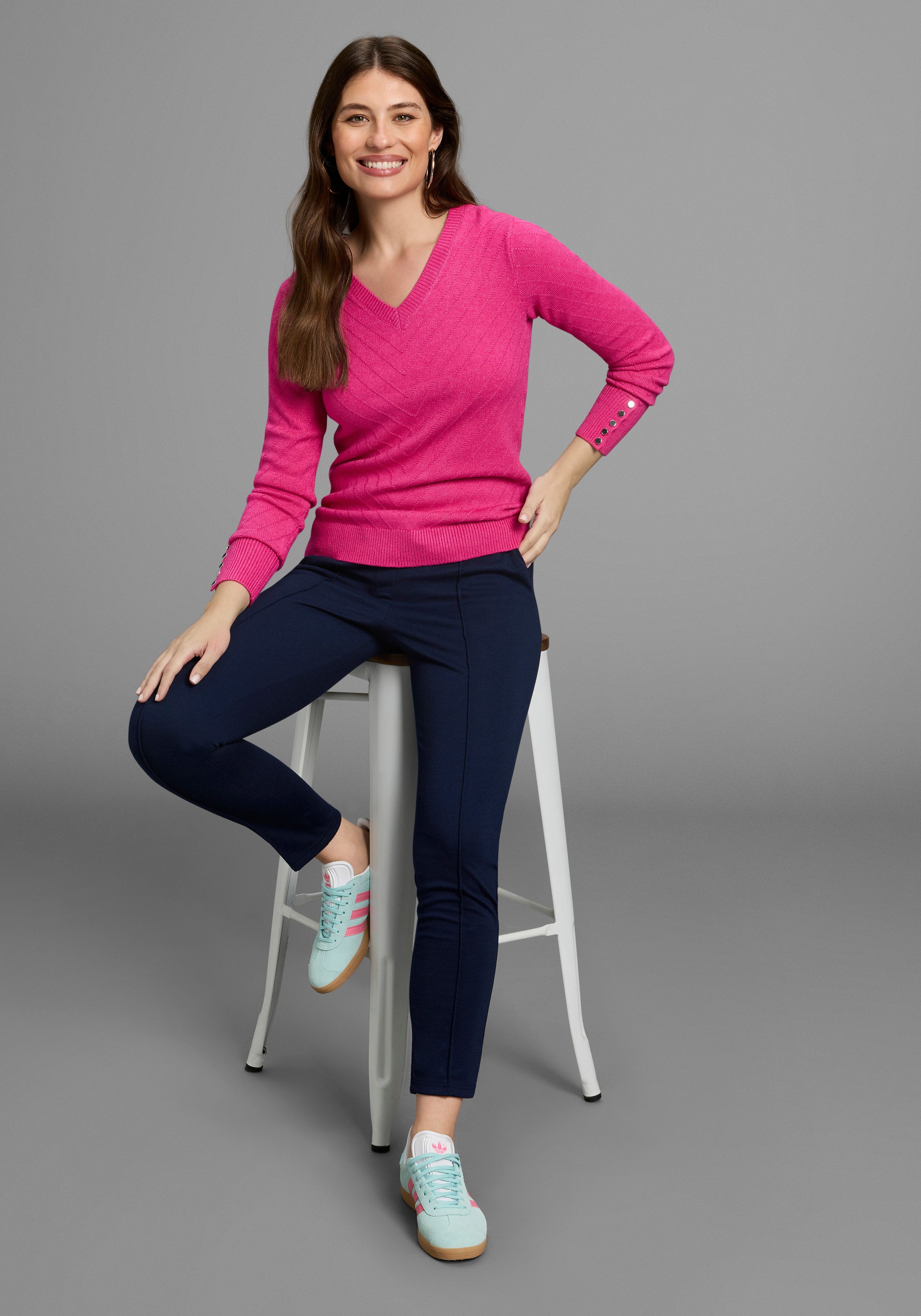 Laura Scott Trui met V-hals