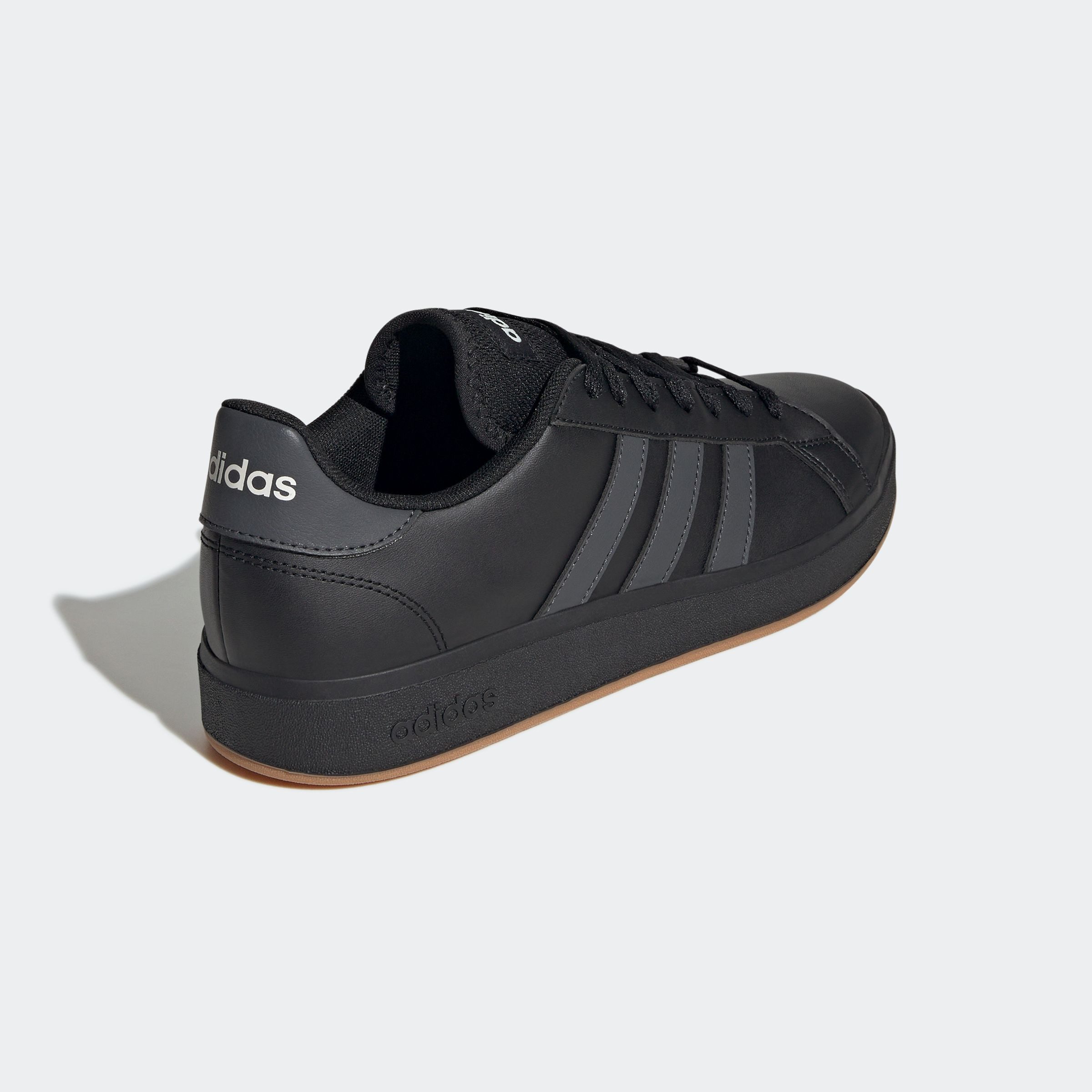 adidas Sportswear Sneakers GRAND COURT TD LIFESTYLE COURT CASUAL Design geïnspireerd op de adidas Superstar