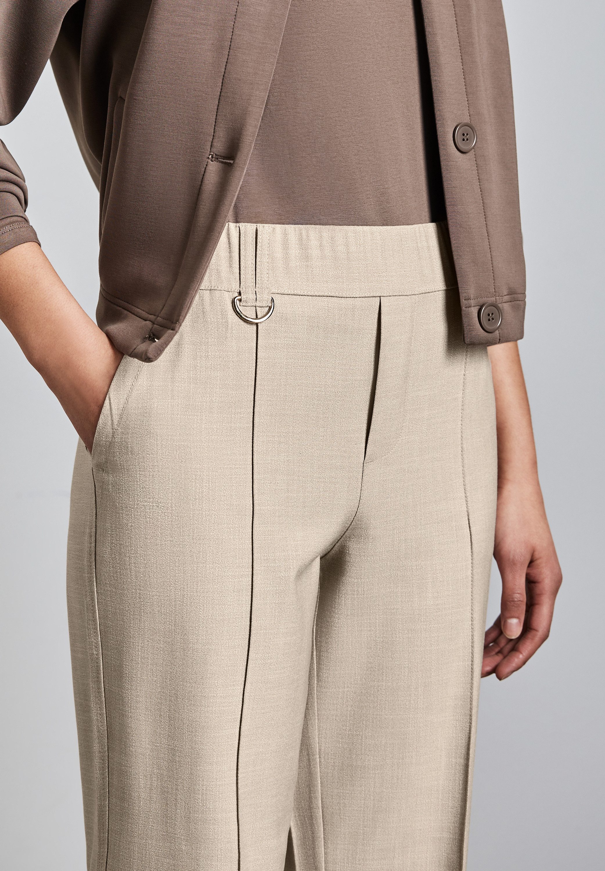 STREET ONE Stoffen broek Zomerbroek in casual fit en met stretch