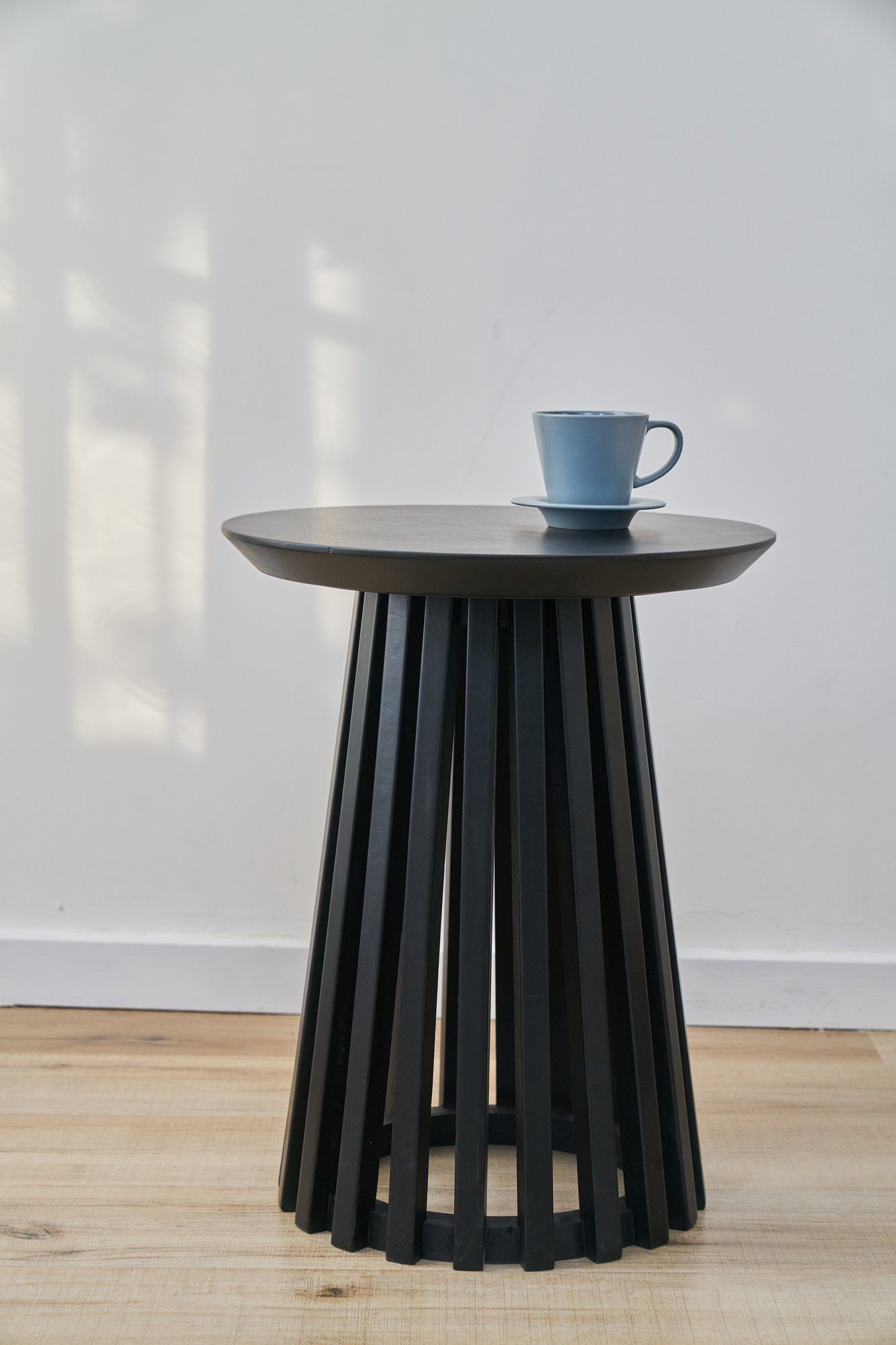 SIT Bijzettafel ook als hocker te gebruiken, plaat met zwitserse rand