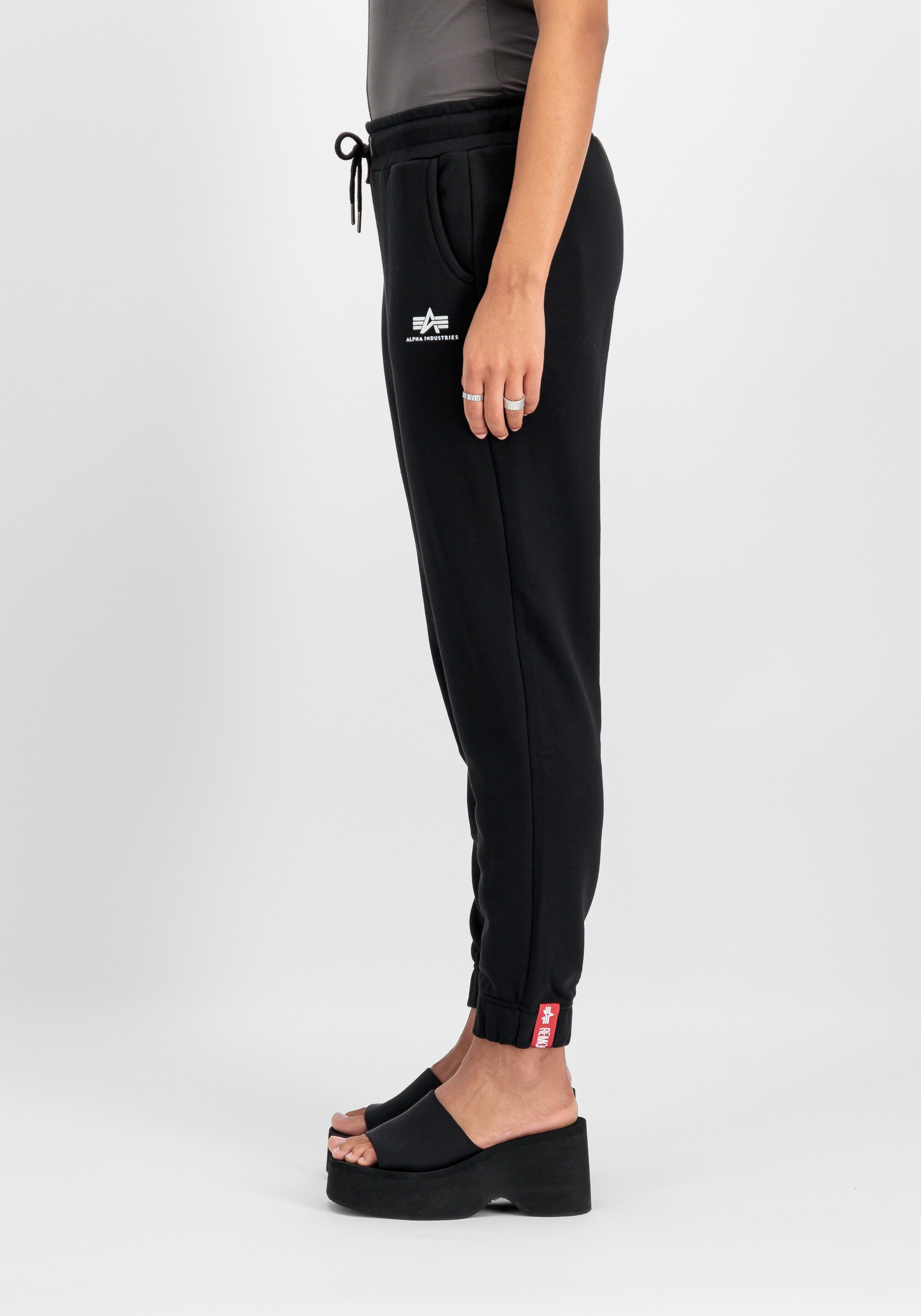 Alpha Industries Joggingbroek Alpha Industries Women - Jogger Basic Jogger Small Logo Wmn