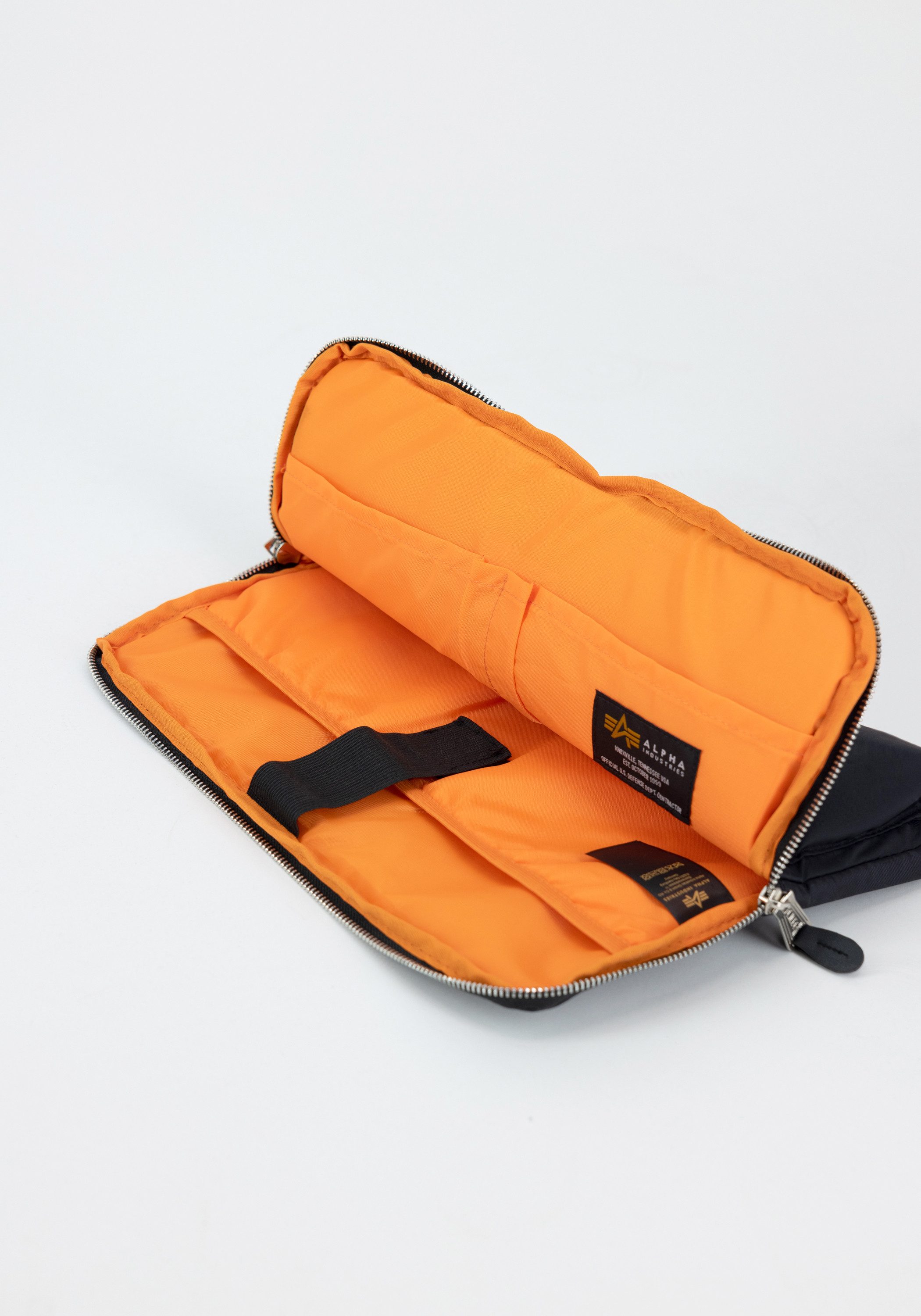 Alpha Industries Draagtas Label Notebook Bag