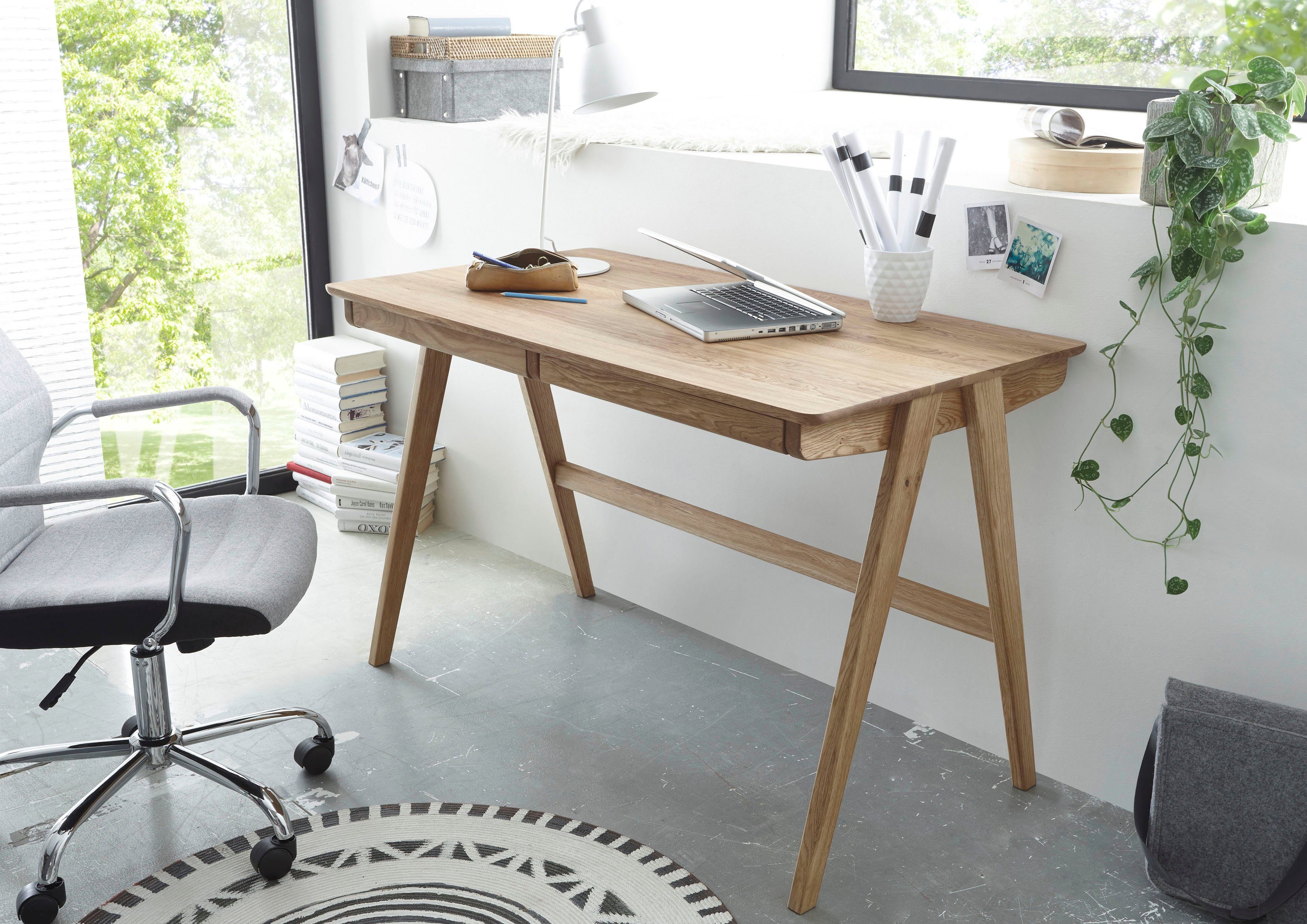 MCA furniture Bureau Delia Noesteiken massief hout geolied met laden, breedte 120 cm